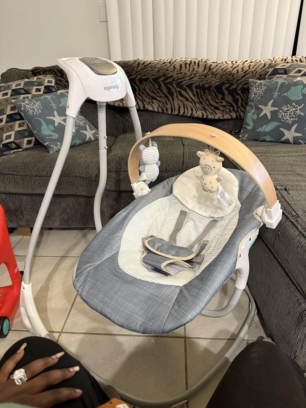 Ingenuity SimpleComfort Portable ​ Baby Swing, Newborn to 9 Months, Pink​ customer photo 1