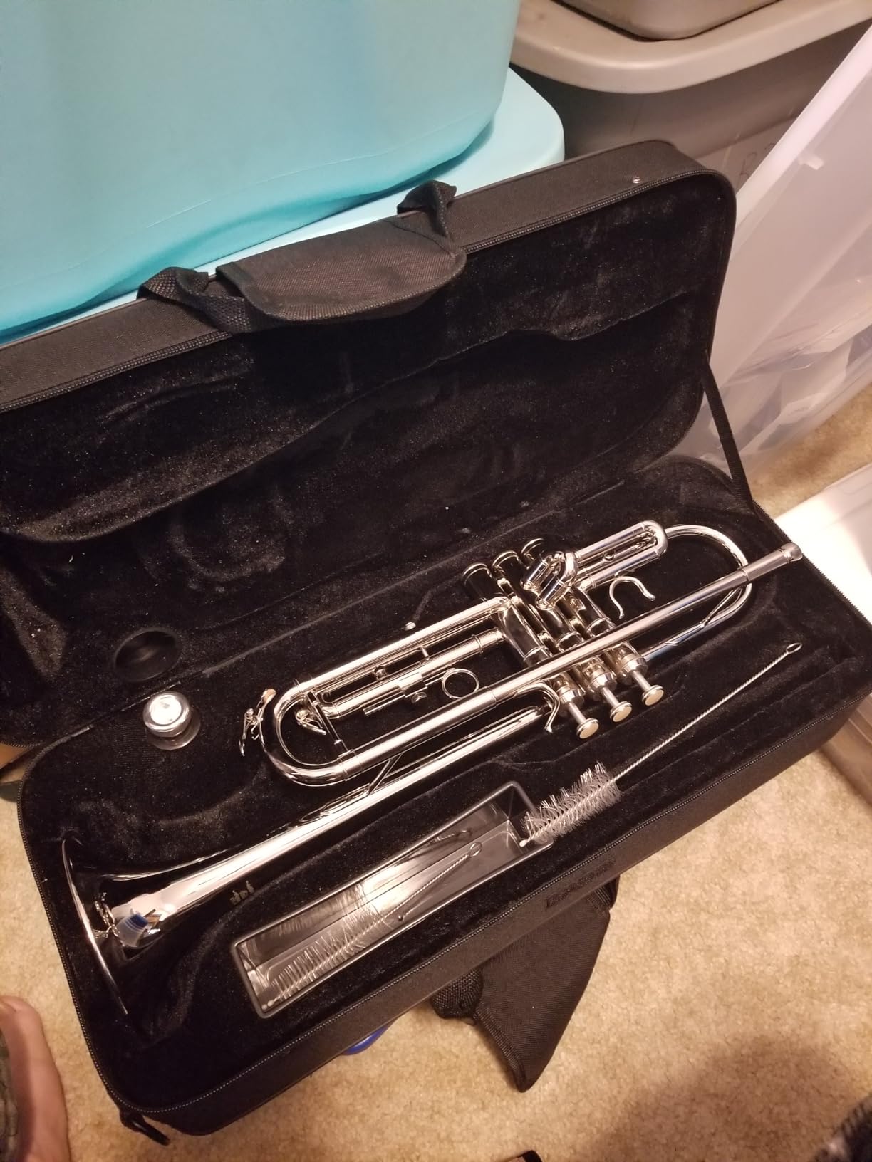Eastar Bb Standard Trumpet Set for Beginner, Brass Student Trumpet Instrument with Hard Case, Cleaning Kit, 7C Mouthpiece and Gloves, ETR-380N, Silver customer photo 2