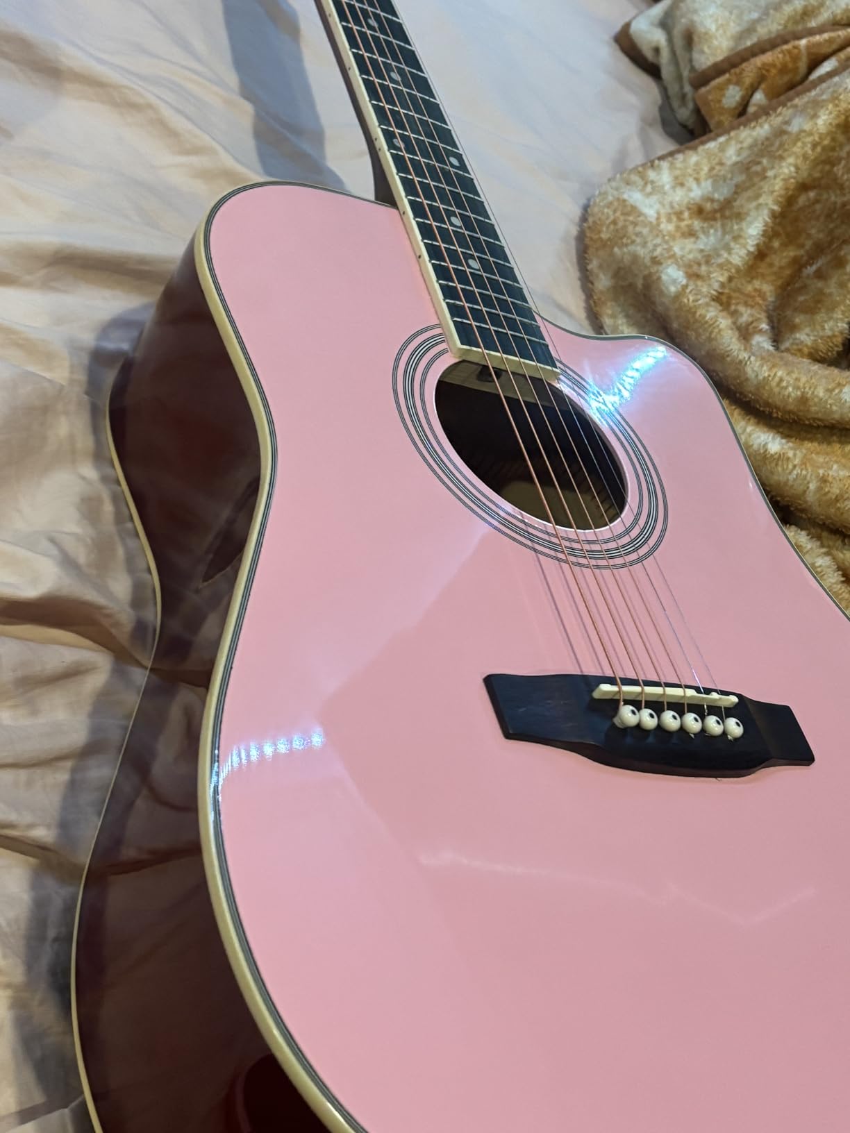 Best Choice Products 41in Beginner Acoustic Guitar Full Size All Wood Cutaway Guitar Starter Set w/Case, Strap, Capo, Strings, Picks - Sunburst customer photo 1