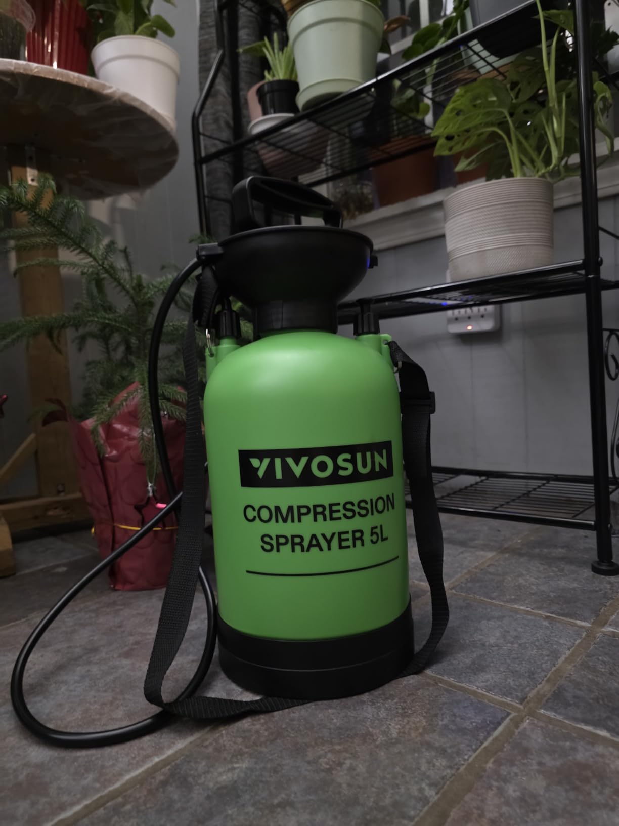 VIVOSUN 1.35-Gallon Pump Pressure Sprayer | Lawn & Garden Water Sprayer with Adjustable Shoulder Strap, for Spraying Plants, Garden Watering and Household Cleaning customer photo 2