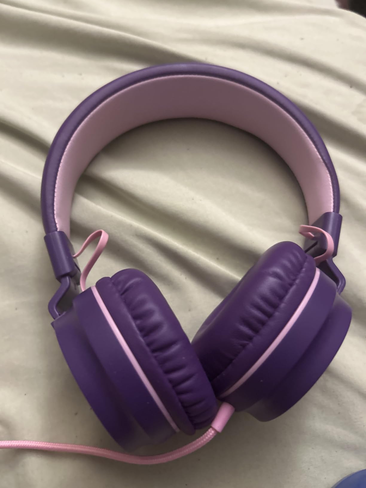 Kids Headphones for School with Microphone, 93dB Volume Limited, PinkPurple customer photo 2