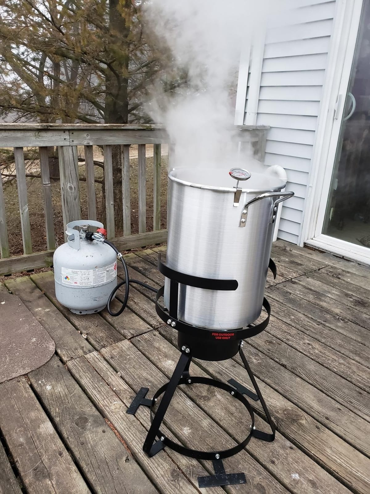 Barton 30 Qt Turkey Fryer & Seafood Boiler Kit, 37,000 BTU Propane Outdoor Deep Fryer Fish Fry Pot, Steamer Basket, Lid, Burner Stand, Regulator & Marinade Injector for Crawfish, Clam & Cajun Boils customer photo 1