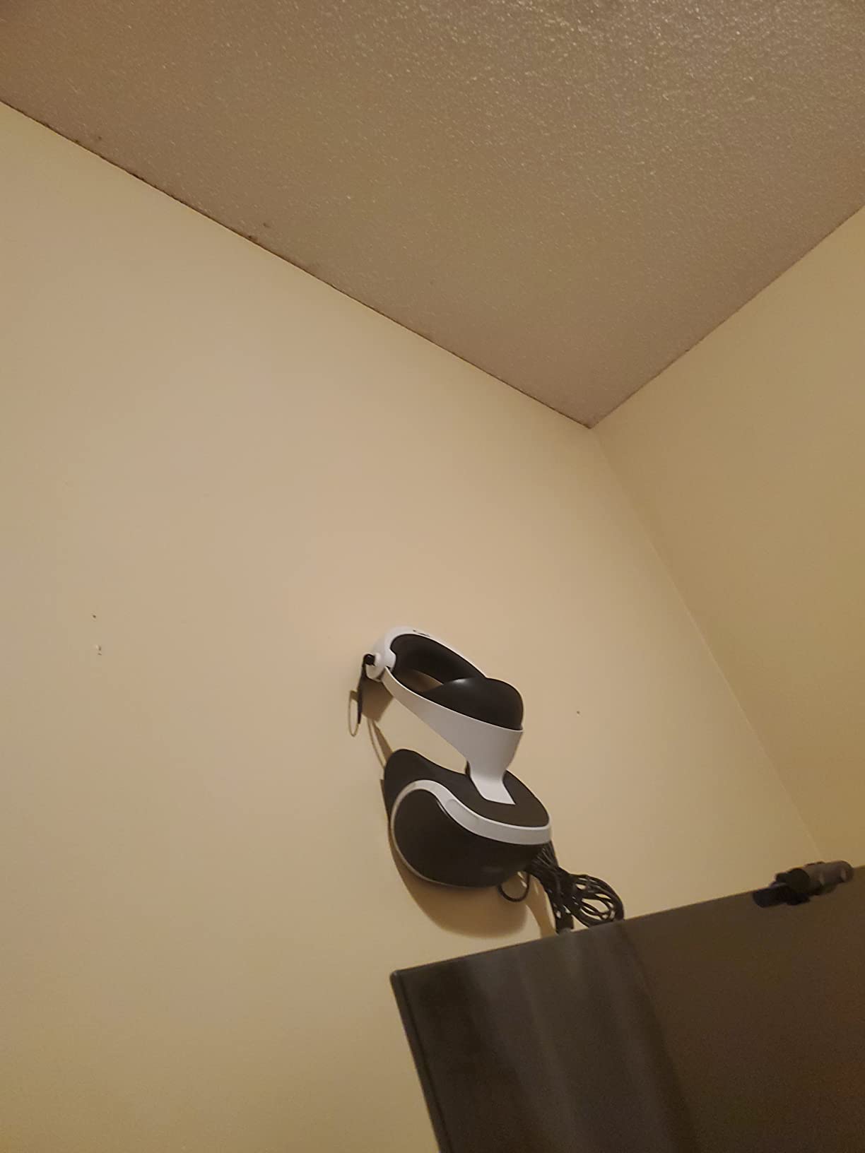 PlayStation VR Headset + Camera Bundle [Discontinued] (Renewed) customer photo 1