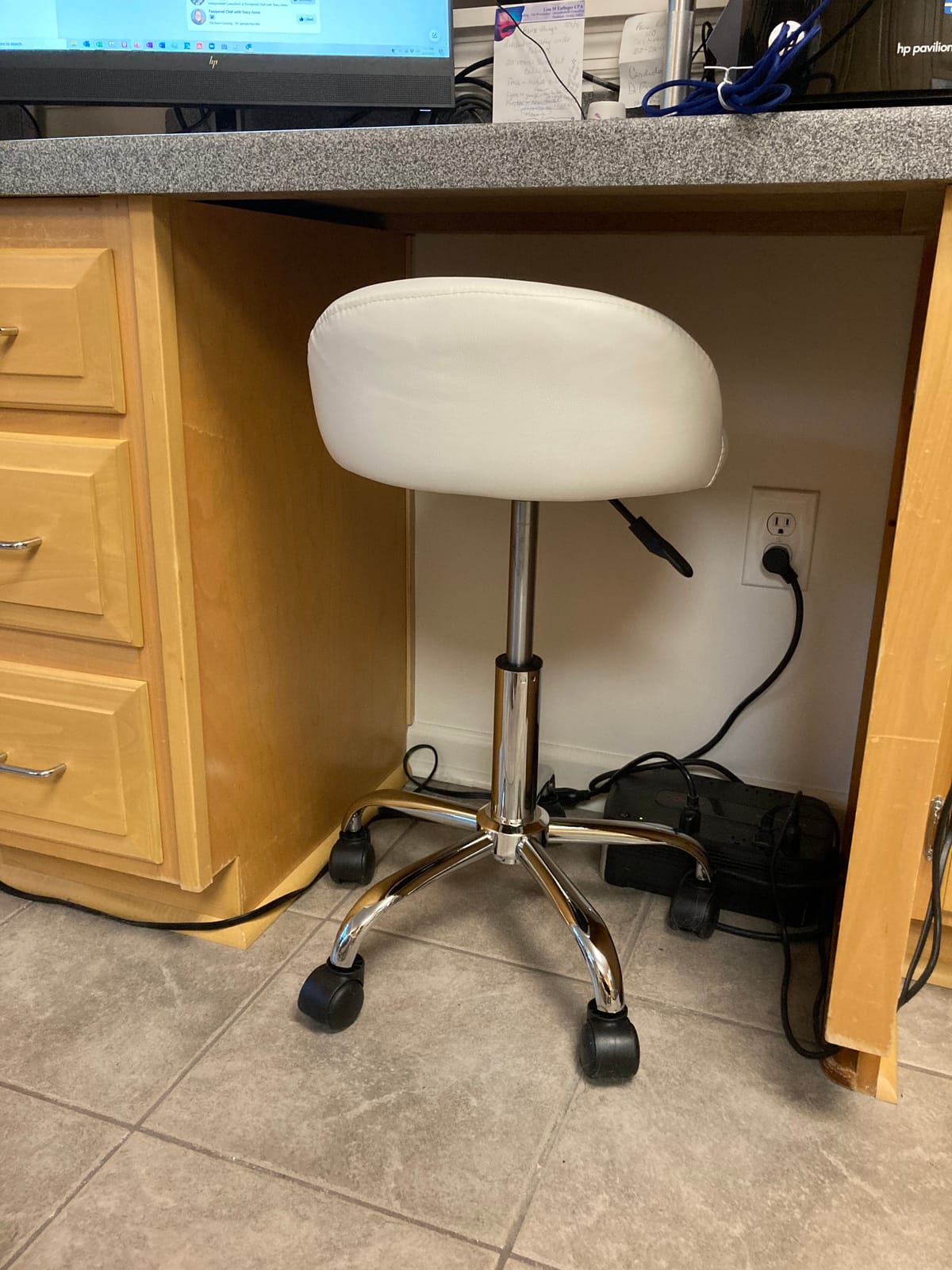 Nova Microdermabrasion Rolling Stool with Wheels Swivel Salon Stool Adjustable Drafting Tattoo Office Chair for Massage Bar Kitchen Spa Shop with Thick Cushion (White) customer photo 1