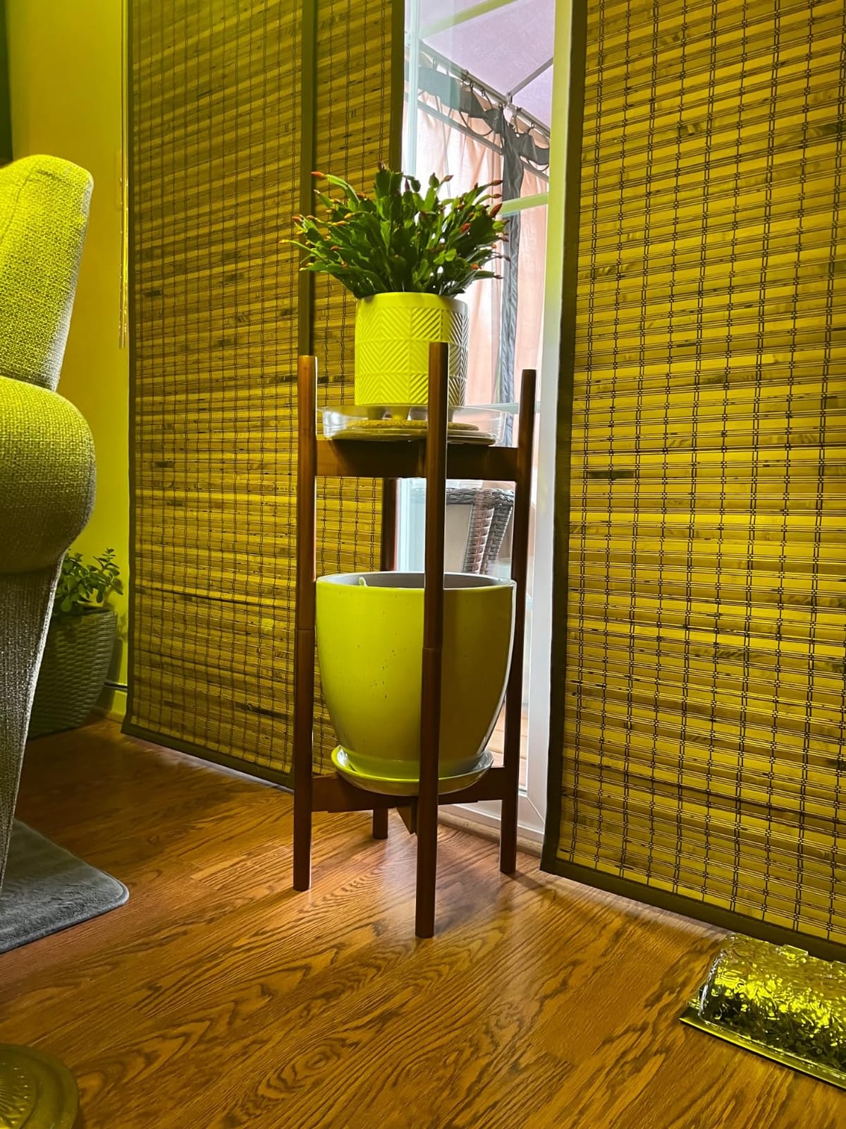 MUDEELA 2 Pack Indoor Plant Stands, 2 Tier Tall Plant Stand 30 inches, Mid Century Bamboo Plant Stand, Adjustable Width 8 - 12 inches, Fits Pot Size of 8 9 10 11 12 inches, Pot & Plant Not Included, Brown customer photo 2