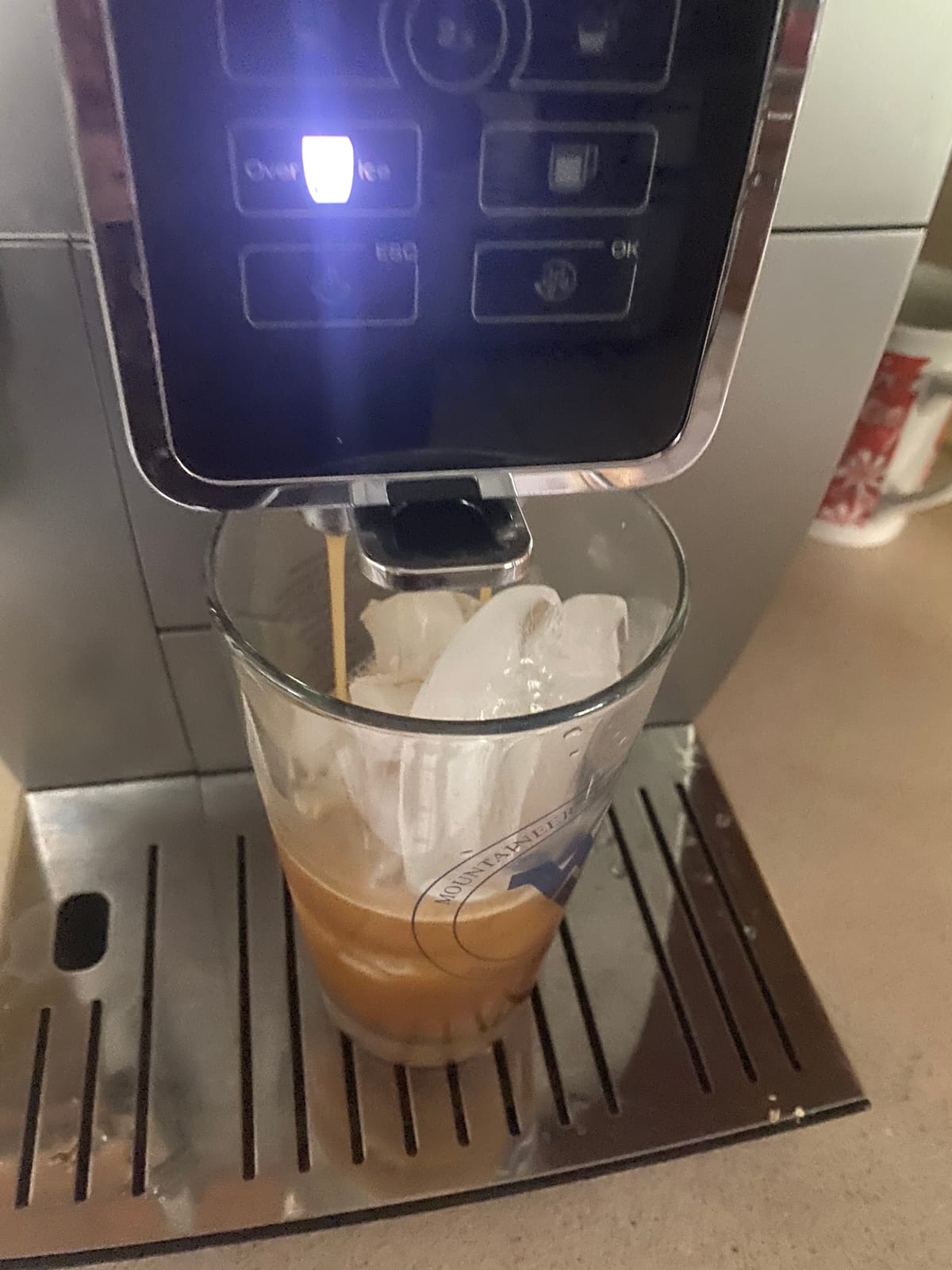 De'Longhi America Dinamica Fully Automatic Coffee and Espresso Machine with Premium Adjustable Frother, Stainless Steel, ECAM35025SB customer photo 2