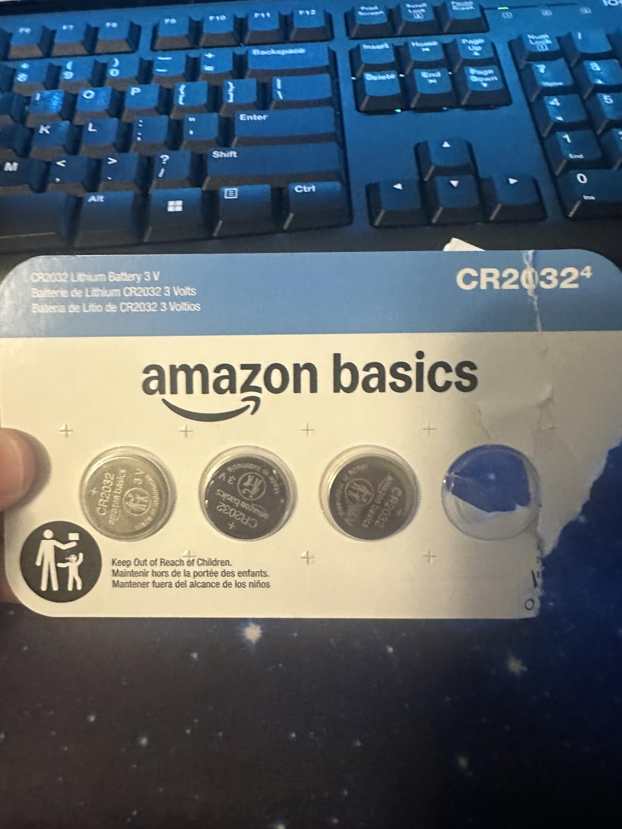 Amazon Basics CR2032 3V Lithium Coin Cell Batteries for Key Fob, Watch, Remote, Child-Proof Package, Non-Coated, AirTag Compatible, 10-Pack customer photo 2