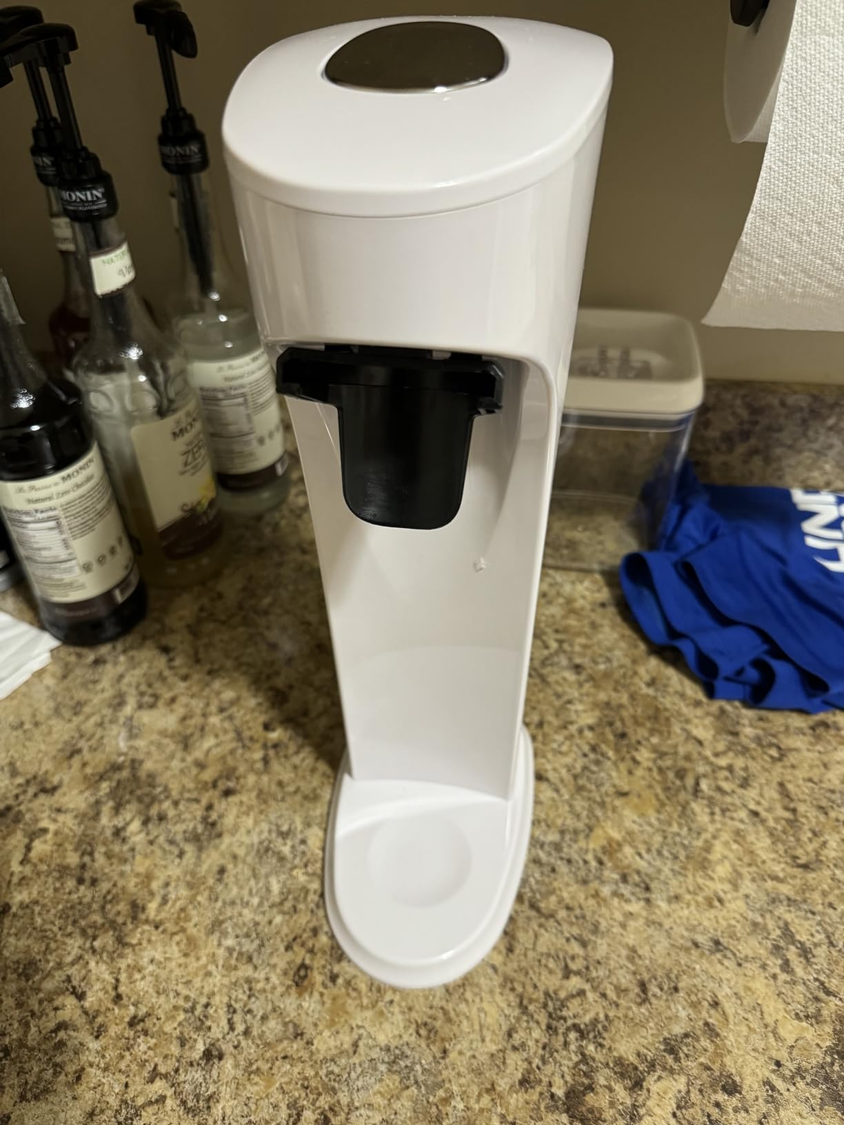 Drinkmate OmniFizz Sparkling Water Maker & Soda Streaming Machine | Carbonates Any Drink | SPECIAL BUNDLE | Includes 60L CO2 Cartridge + Two BPA-Free Bottles (Matte Black) customer photo 2