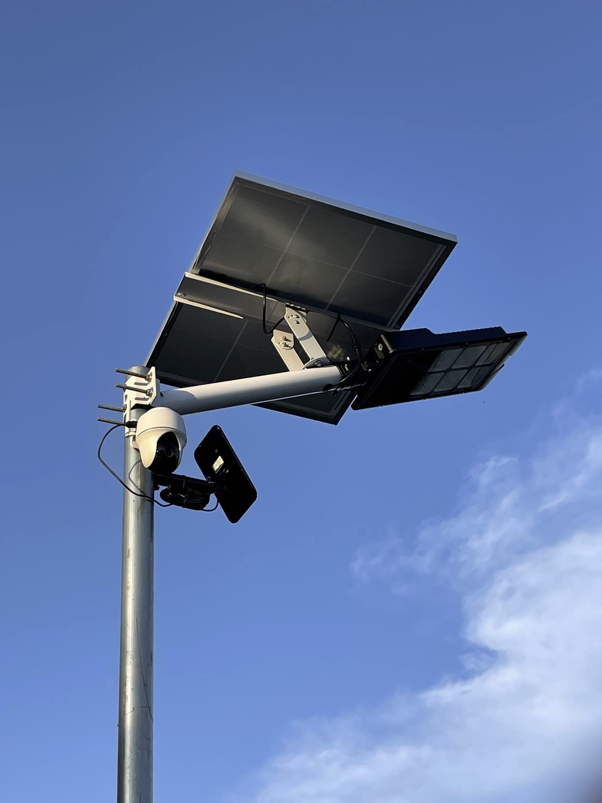 REOLINK Solar Security Cameras Wireless Outdoor 360° Coverage Argus PT customer photo 1