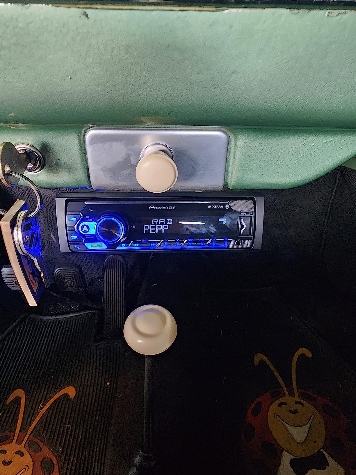 Pioneer MVH-S322BT 1-Din Car Stereo with Bluetooth, USB, AM/FM Radio customer photo 2