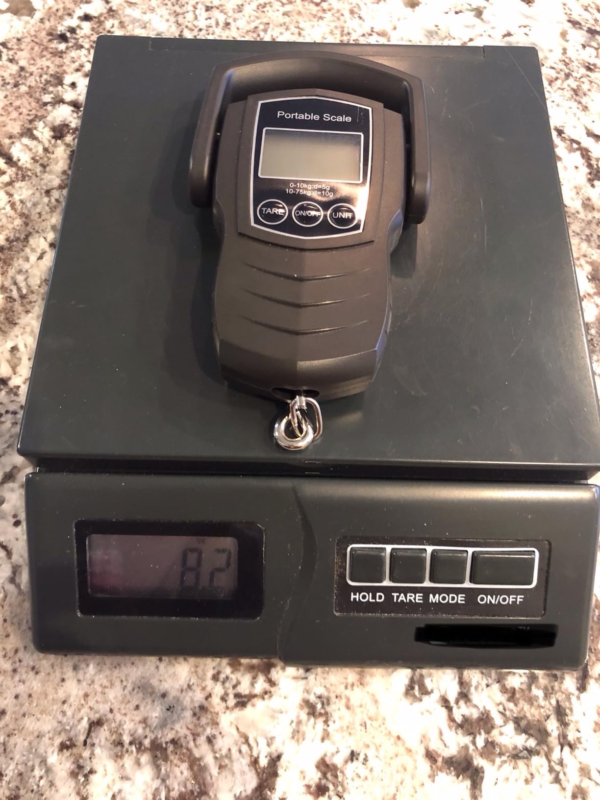 Luggage Scale, 110lb/50kg Luggage Weight Scale with Backlit LCD Display, Digital Fish Scale with Measuring Tape Portable Hanging Scale Suitcase Scale with Handle & Large Hook & 2 AAA Batties customer photo 1