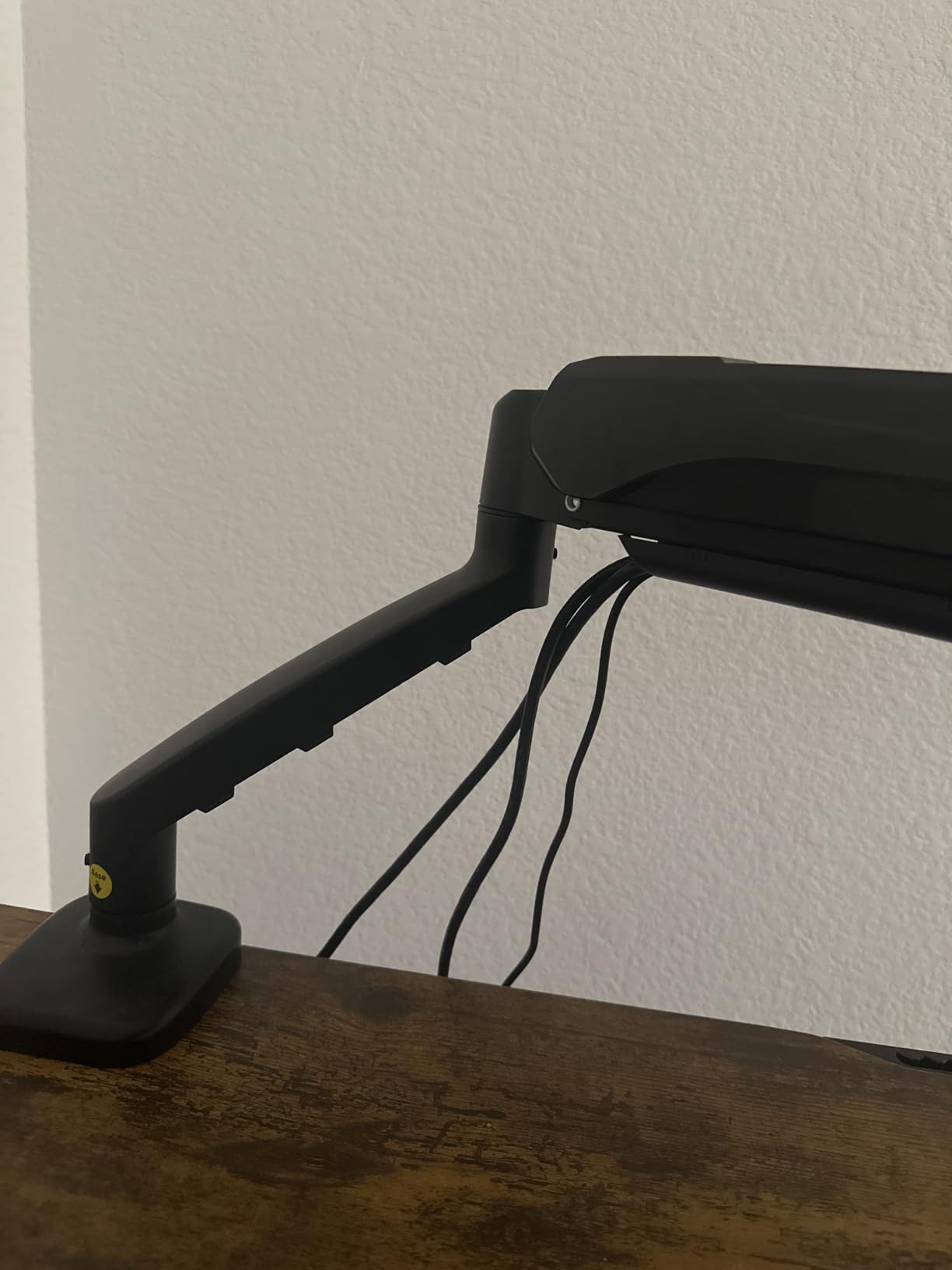 MOUNTUP Single Monitor Desk Mount Holds Screen up to 32 inch, Height Adjustable Monitor Arm, Full Motion Computer Monitors Stand with Clamp/Grommet Base, VESA Mounts Fit 4.4-19.8lbs Computer, Black customer photo 2