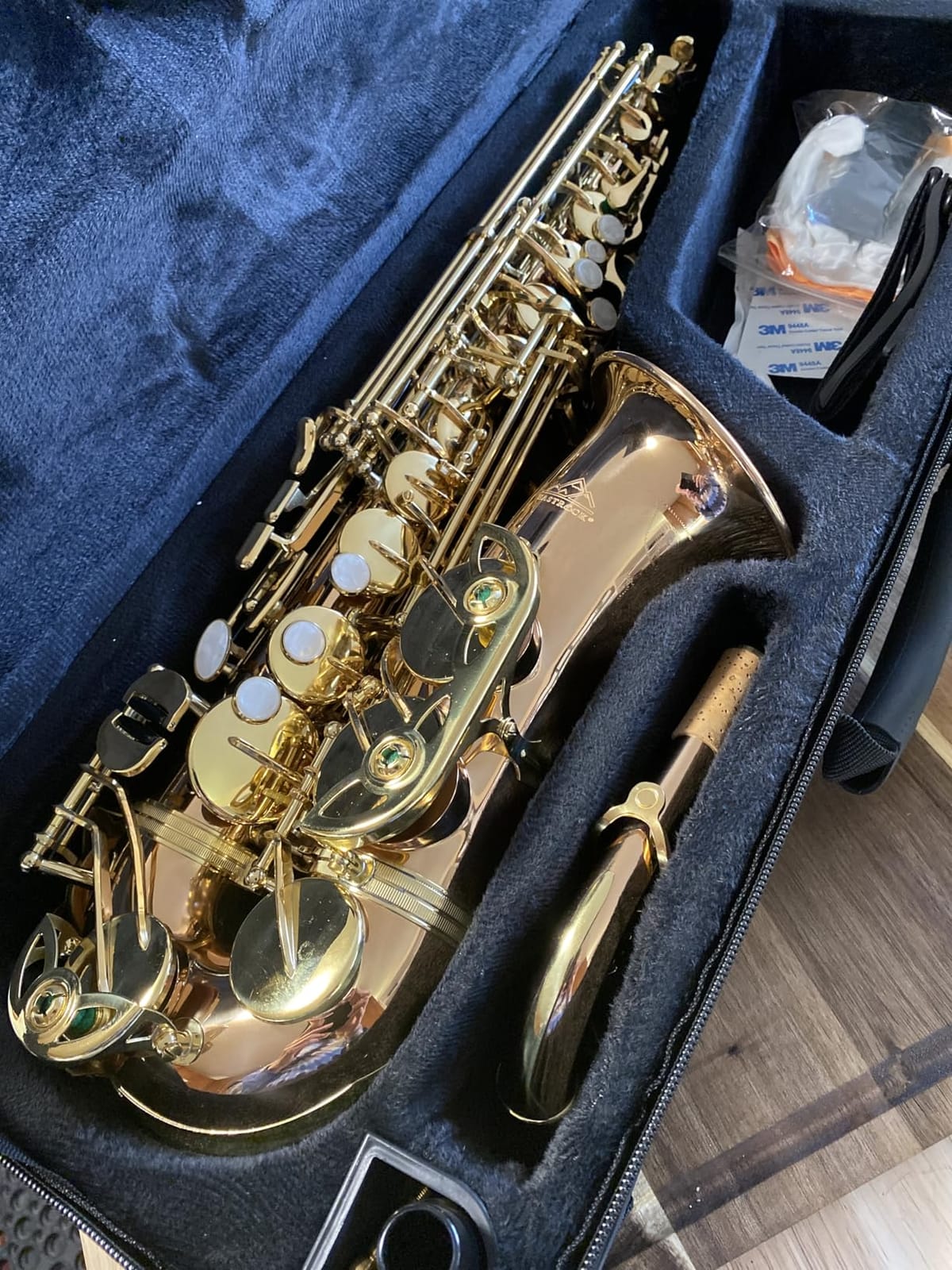 EASTROCK E Flat Alto Saxophone Black/Golden Sax for Beginners and Students customer photo 1
