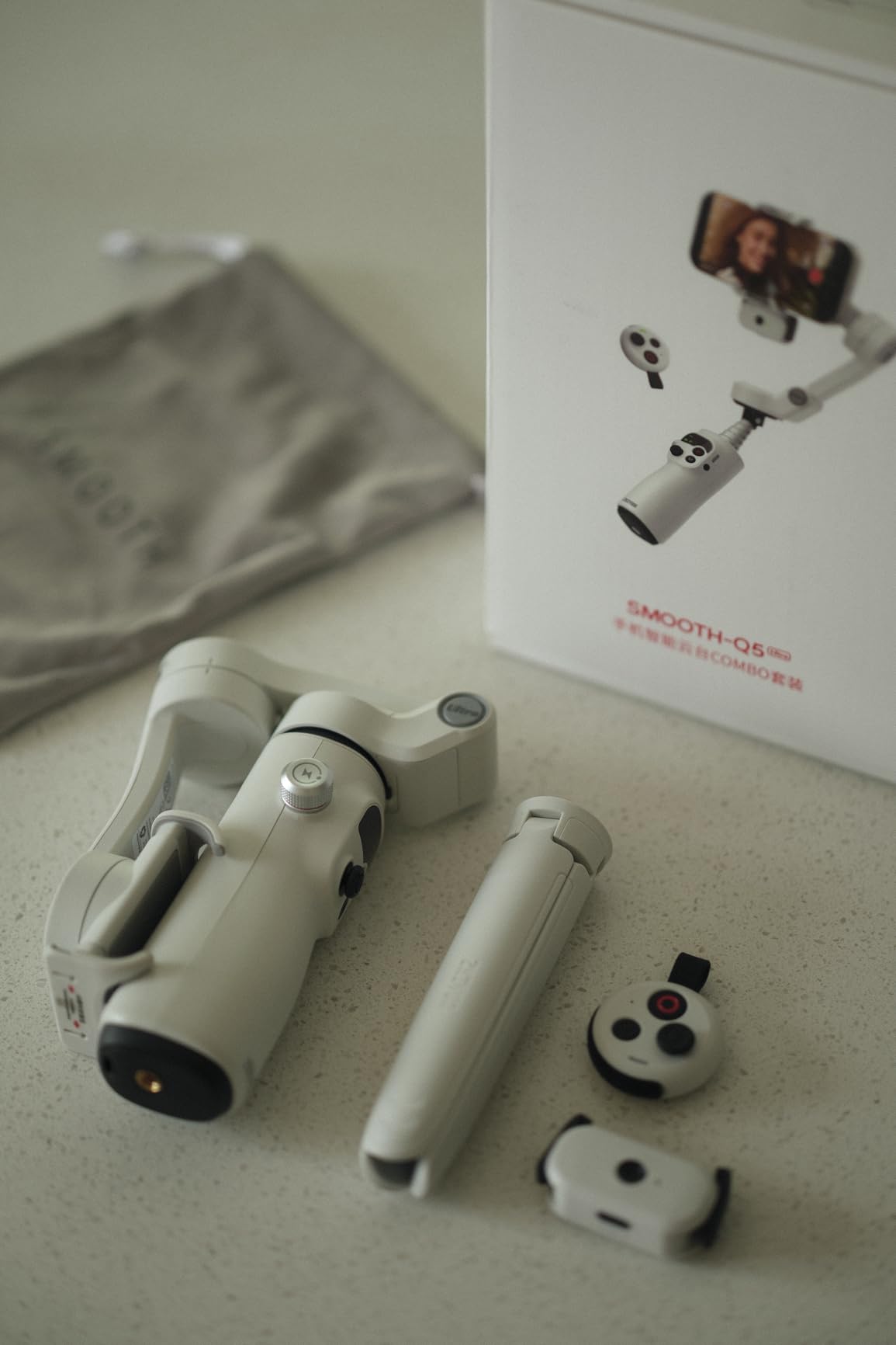 ZHIYUN Smooth Q5 Ultra 3-Axis iPhone Gimbal Stabilizer for Video Recording customer photo 1