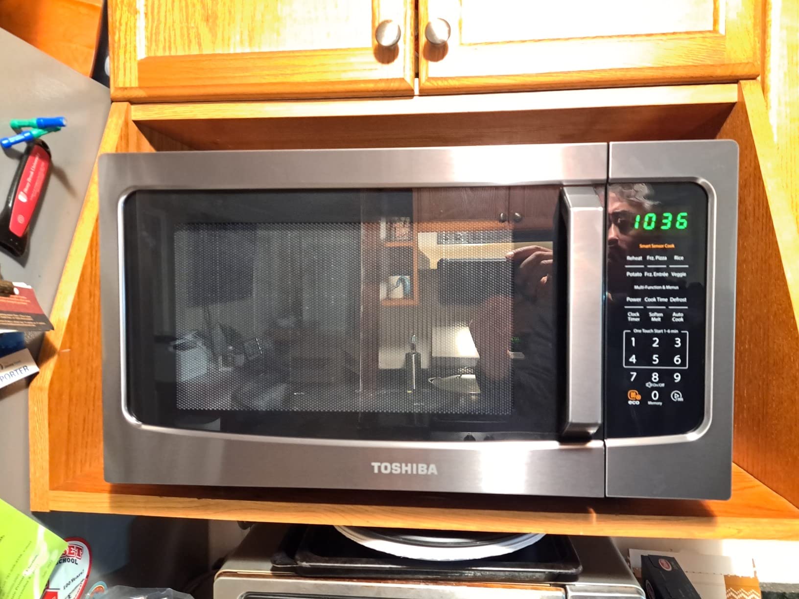 TOSHIBA Microwave Oven with Smart Sensor, 1.6 Cu.Ft, 1200W customer photo 2