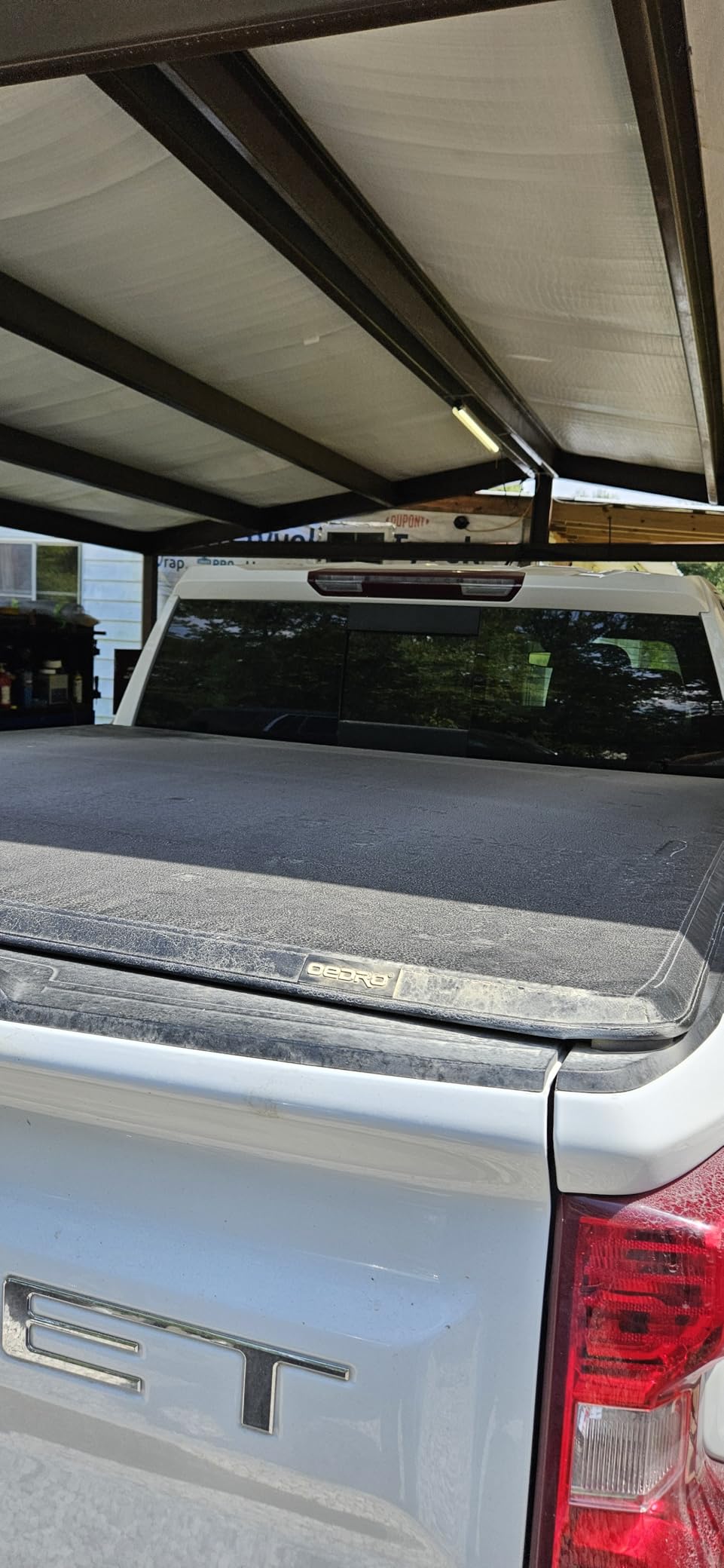 OEDRO Soft Tri-Fold Tonneau Cover for 2019-2026 Chevy Silverado 1500 5.8ft customer photo 2