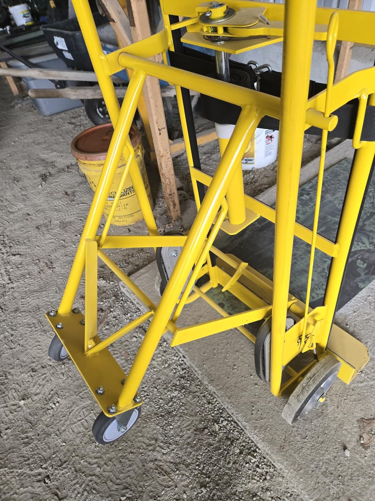 Strongway Convertible Hand Truck, 1,200-Lb., 2- or 4-Wheel Design customer photo 2