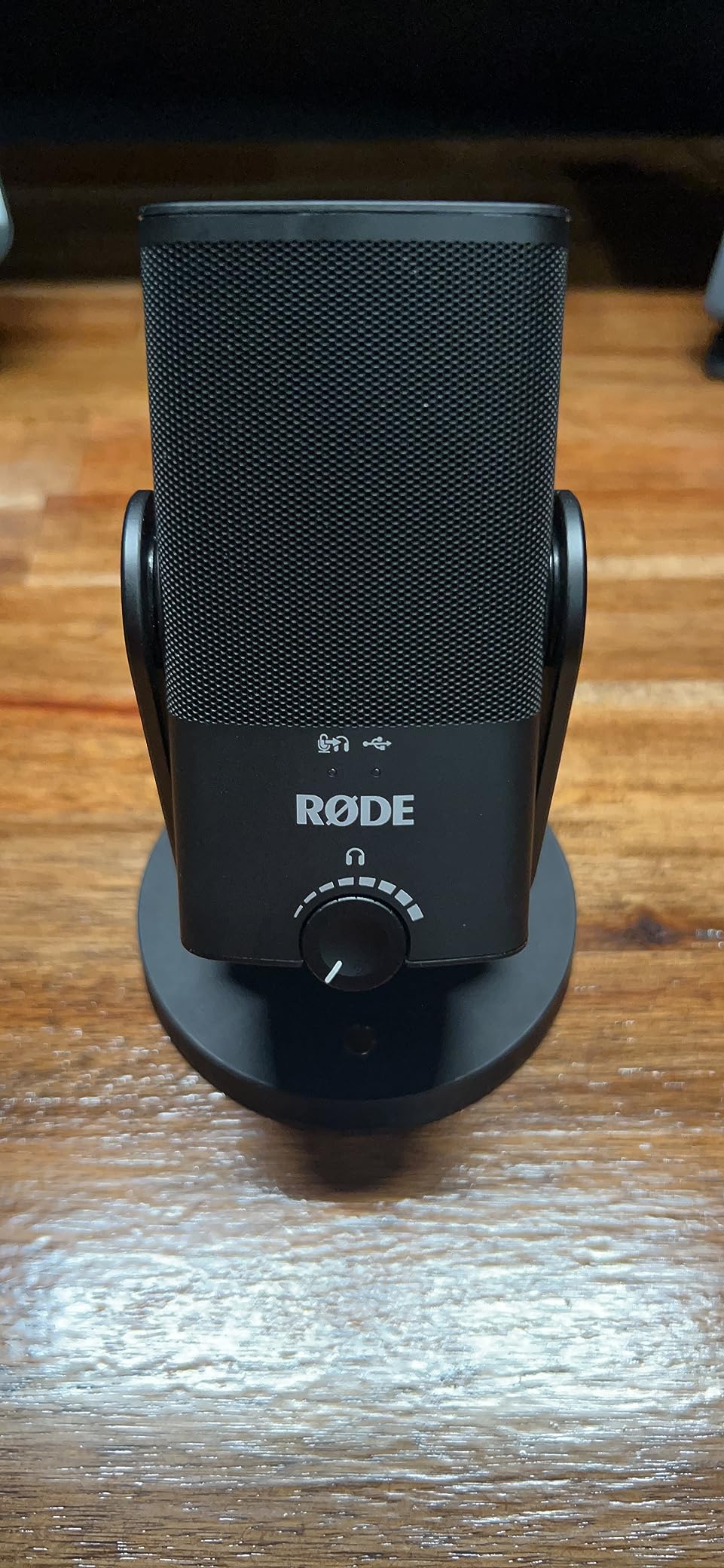 RØDE NT-USB Mini Studio-Quality USB Condenser Microphone customer photo 2