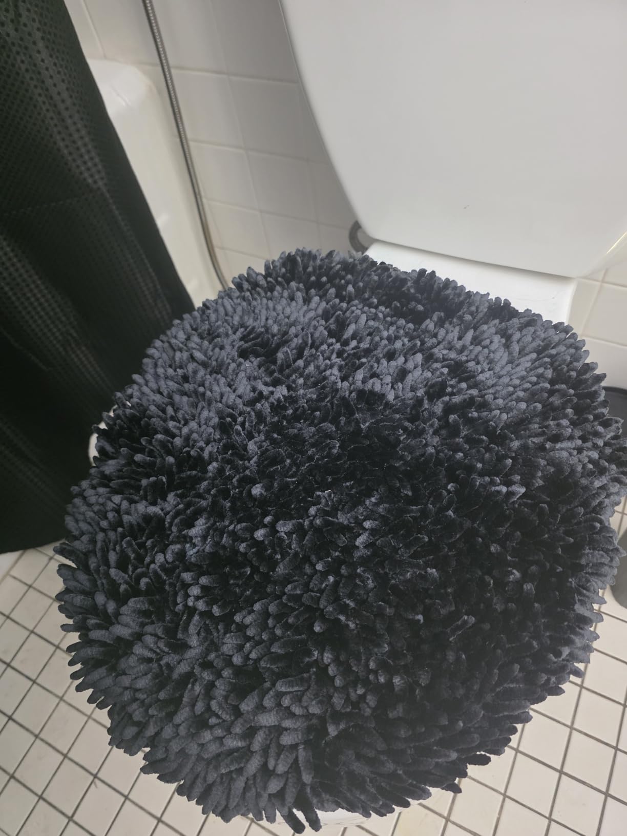 TOWN & COUNTRY BASICS Spa Step Noodle Solid Bathroom Toilet Lid Cover, Plush, Soft, and Absorbent, Machine Washable, Taupe, 18.5
