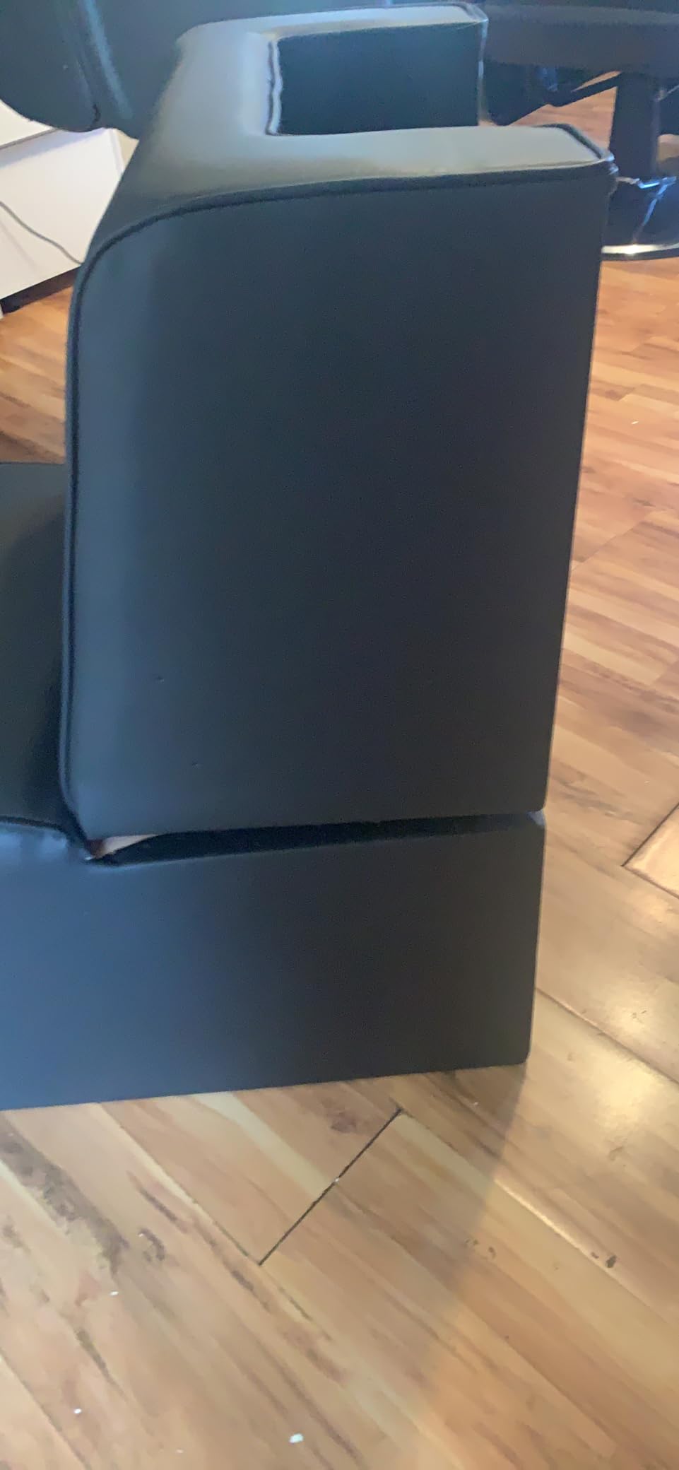 Chromium PureSana Vinyl Salon Dryer Chair - Black - 32.7 x 24.2 x 31.9 in customer photo 2