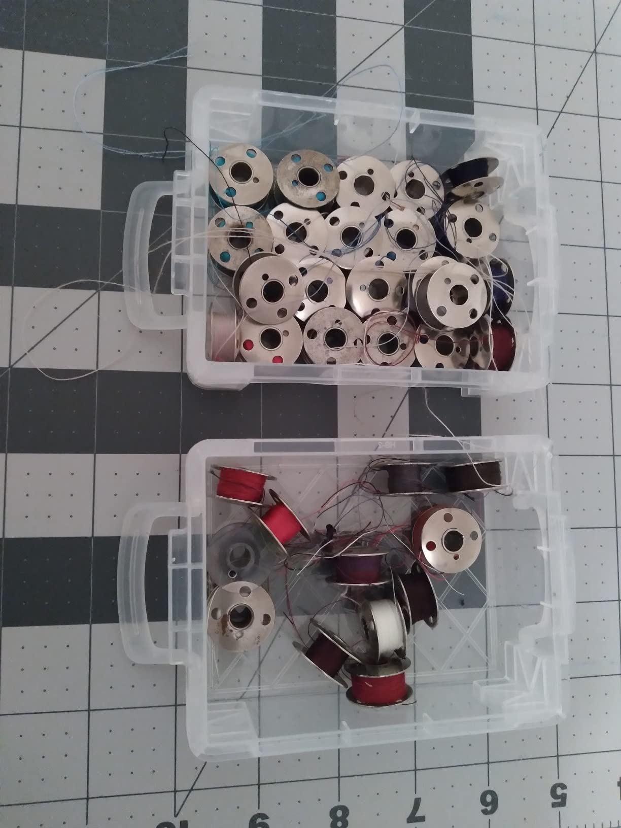 Bobbin Box,Machine Bobbin Organizer Plastic Case,Transparent 25 Slots Empty Bobbins Spools Box,Sewing Craft Plastic Case Storage Box for Sewing Machine customer photo 1