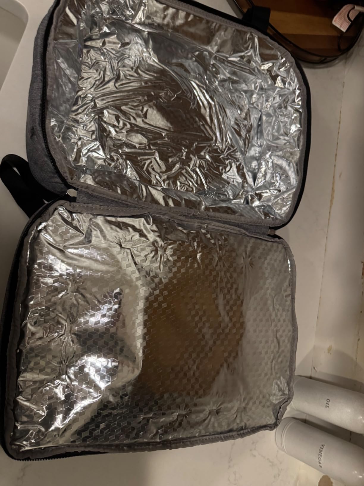 LUNCIA Insulated Single Decker Casserole Carrier, Lasagna Lugger Tote customer photo 1