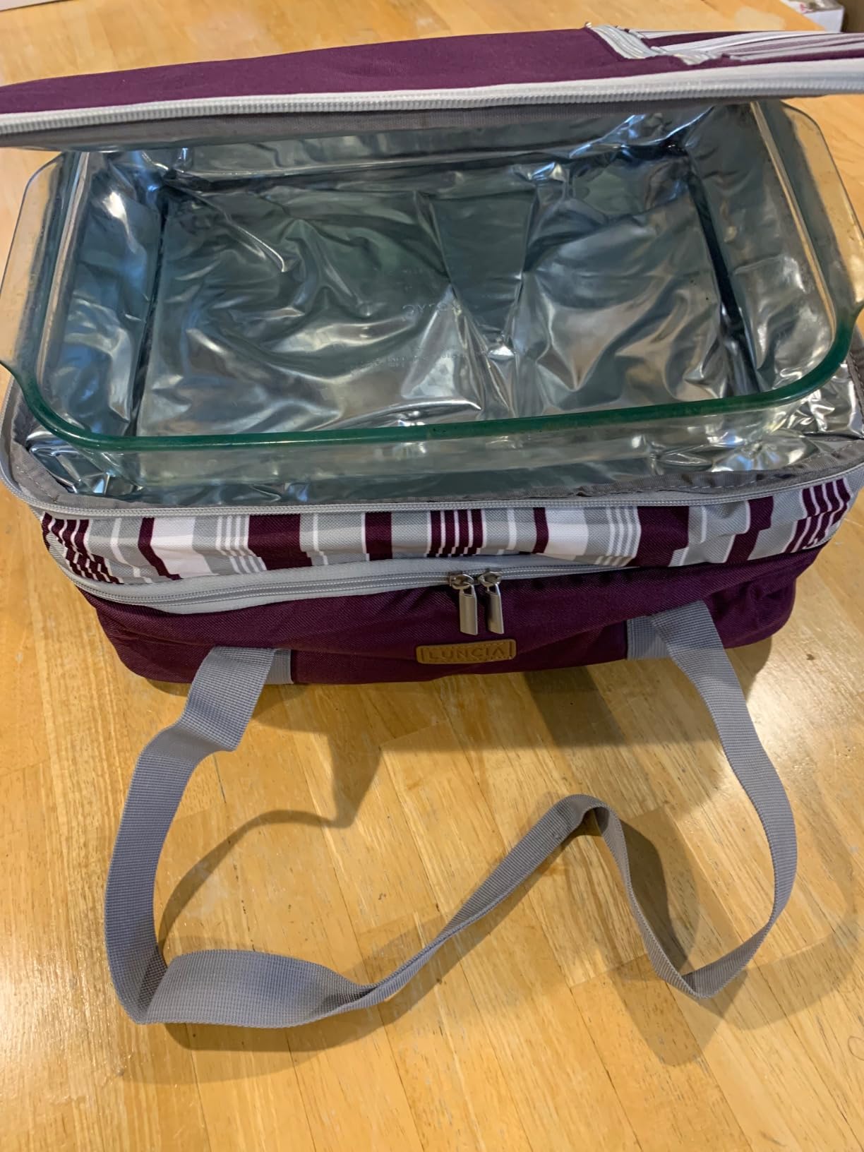 LUNCIA Insulated Single Decker Casserole Carrier, Lasagna Lugger Tote customer photo 2