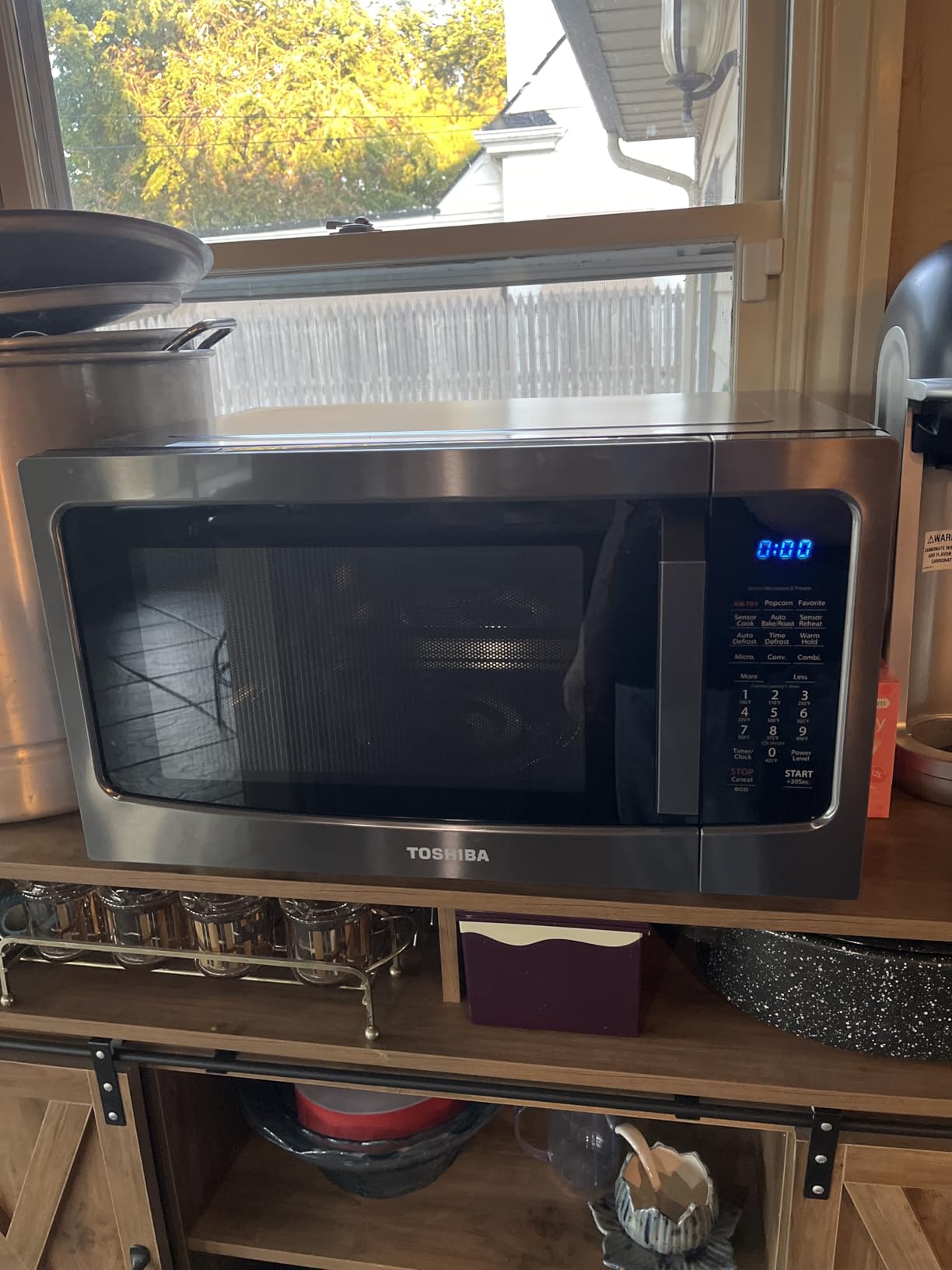 TOSHIBA 4-in-1 Microwave Oven with Air Fryer Combo, 1.5 Cu.Ft, 1000W customer photo 2