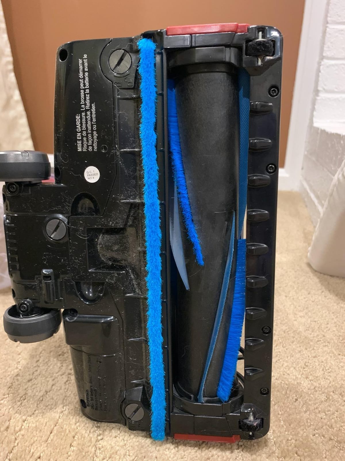 Shark Cordless Vacuum Cleaner, Red, IZ362H customer photo 1