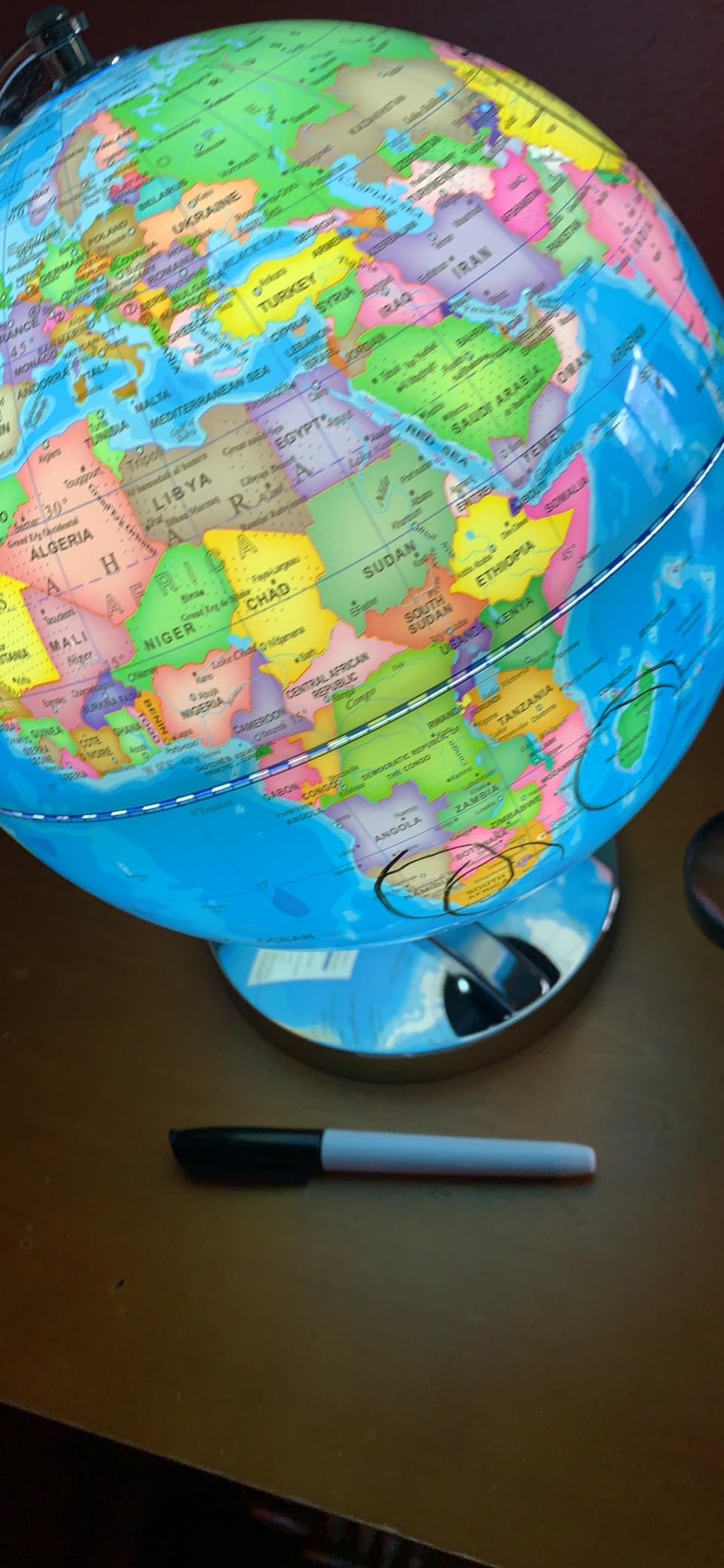 POOCCI 8-Inch Illuminated World Globe for Kids and Adults, Writable Political Map with LED Night Light, Magnifying Glass and Marker, Educational Globe for Home and Classroom customer photo 1