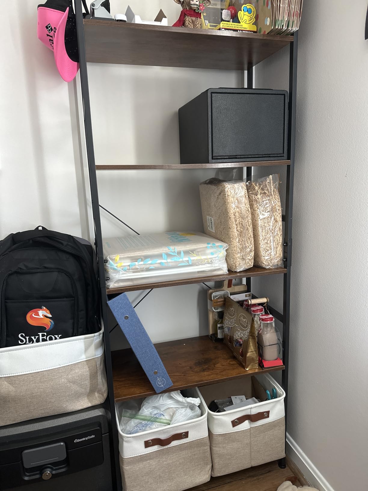 NUMENN 5 Tier Bookshelf, Tall Freestanding Open Storage Bookcase, Vintage customer photo 1