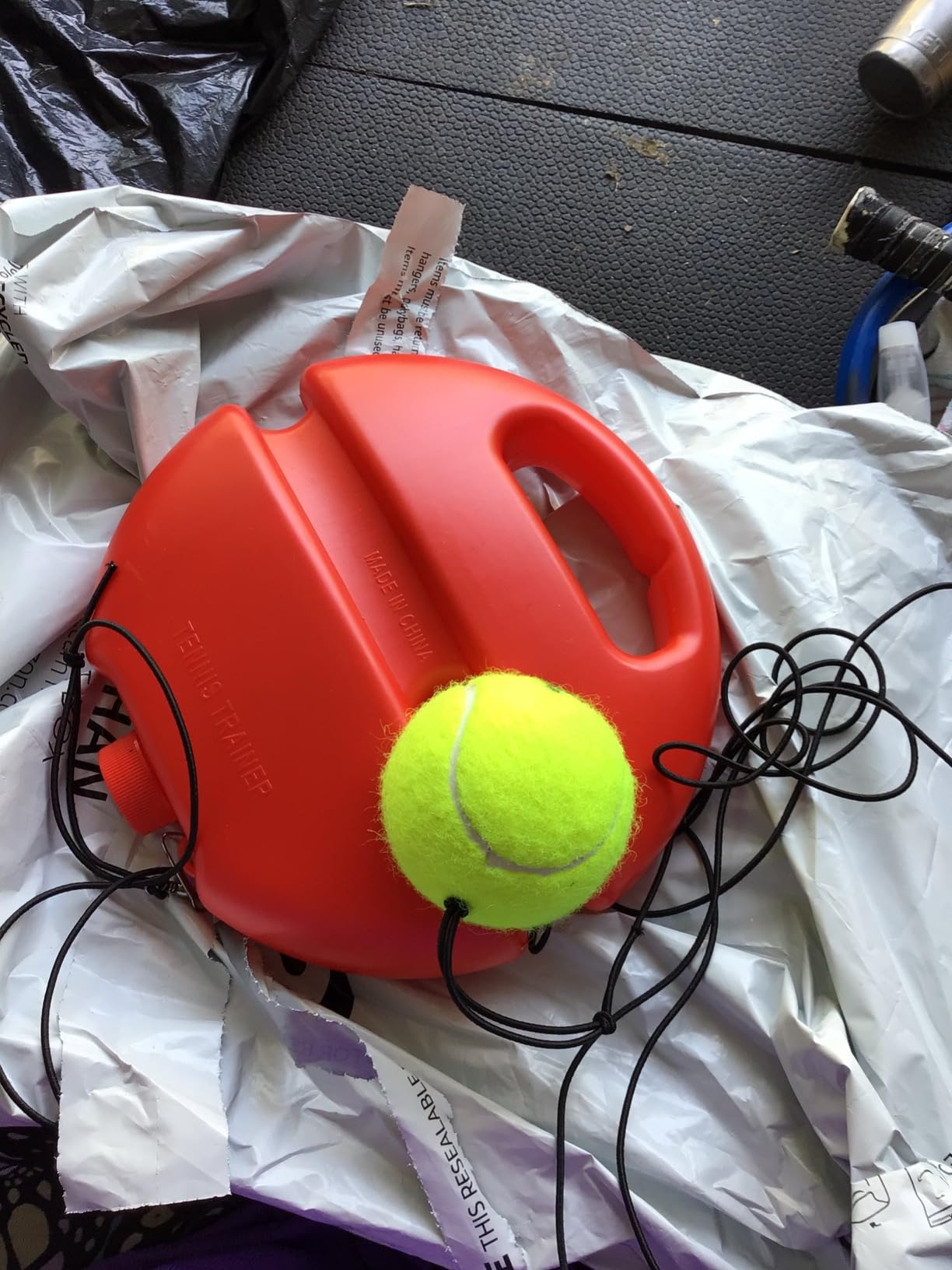 Teloon Solo Tennis Trainer Rebound Ball with String for Self Tennis Practice Training Tool for Adults or Kids Beginners with 2 String Balls Elastic and a Portable Mesh Bag customer photo 1