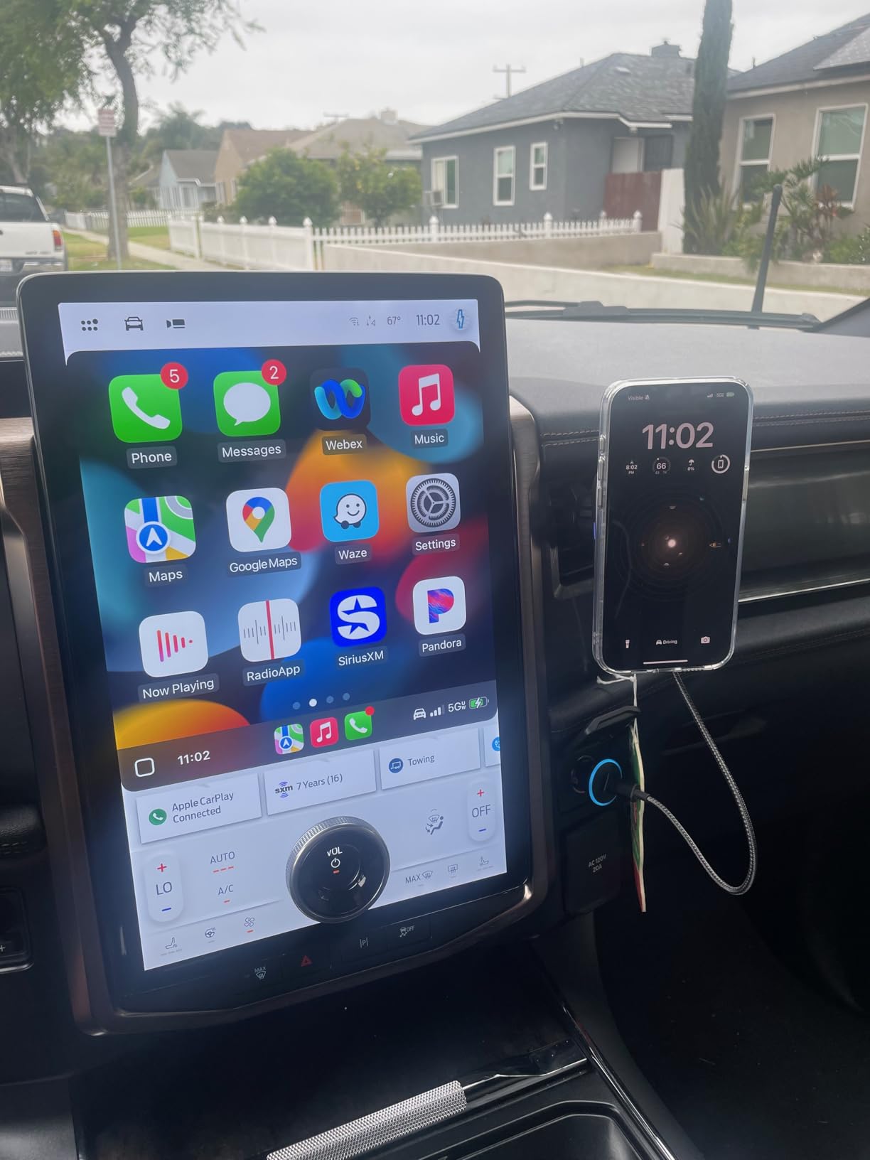 ESR for MagSafe Car Mount Charger for iPhone Duo/18 Pro/17-12, Samsung S26 customer photo 2