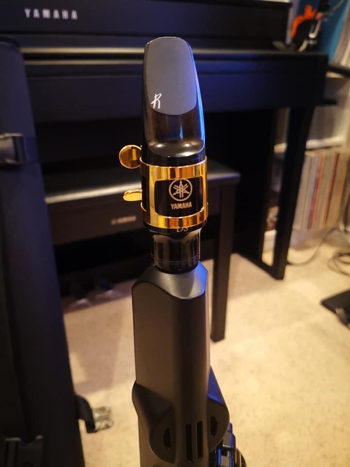 Yamaha YDS-150 Digital Saxophone customer photo 2