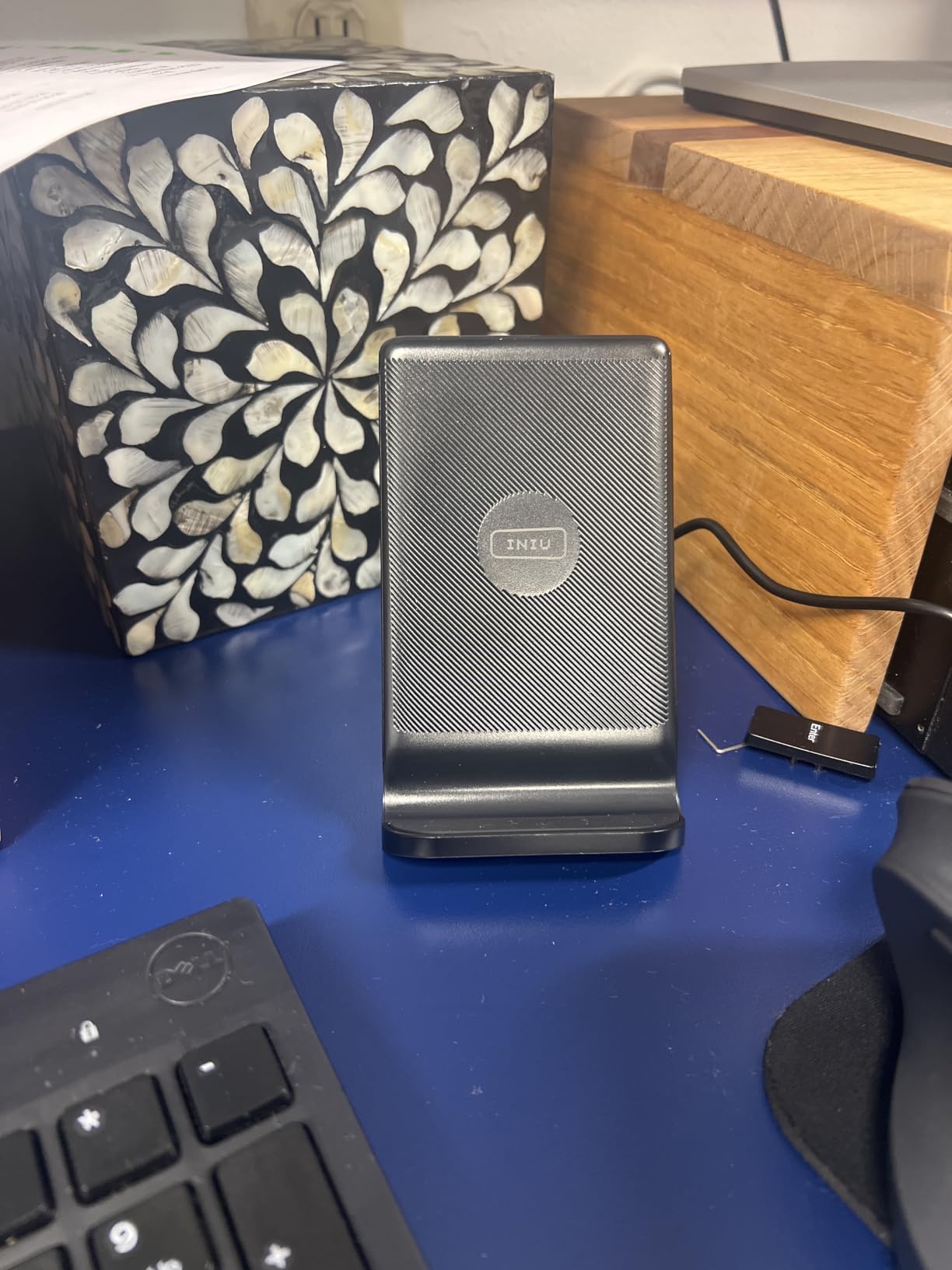INIU Wireless Charger, 15W Fast Wireless Charging Phone Station with LED customer photo 1