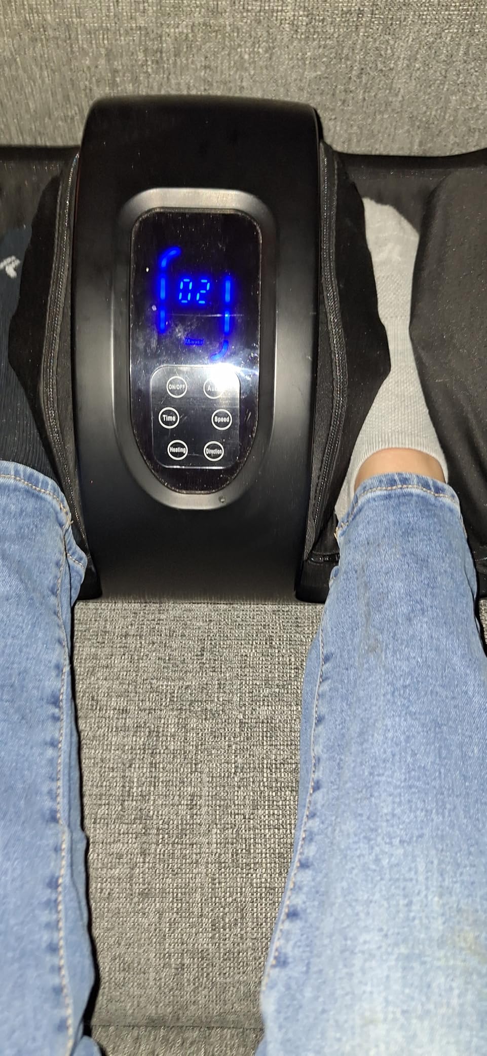 Best Choice Products Shiatsu Foot Massager with Heat for Plantar Fasciitis & Neuropathy, Kneading Foot & Calf Massager with Remote, 360° Adjustable Handle, Rolling & Compression Massage - Black customer photo 1