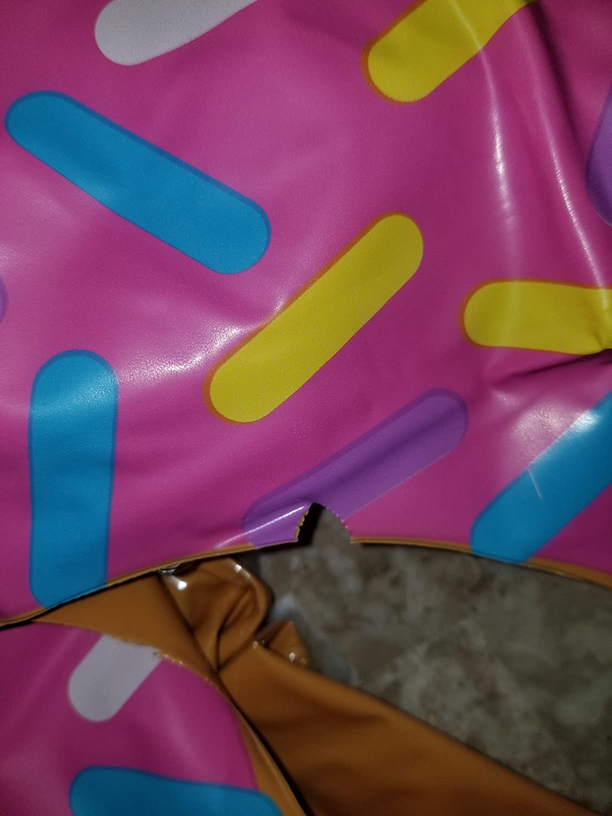 24-Inch Inflatable Donut Pool Floats (4-Pack) Swim Rings for Kids Ages 2–6 customer photo 2