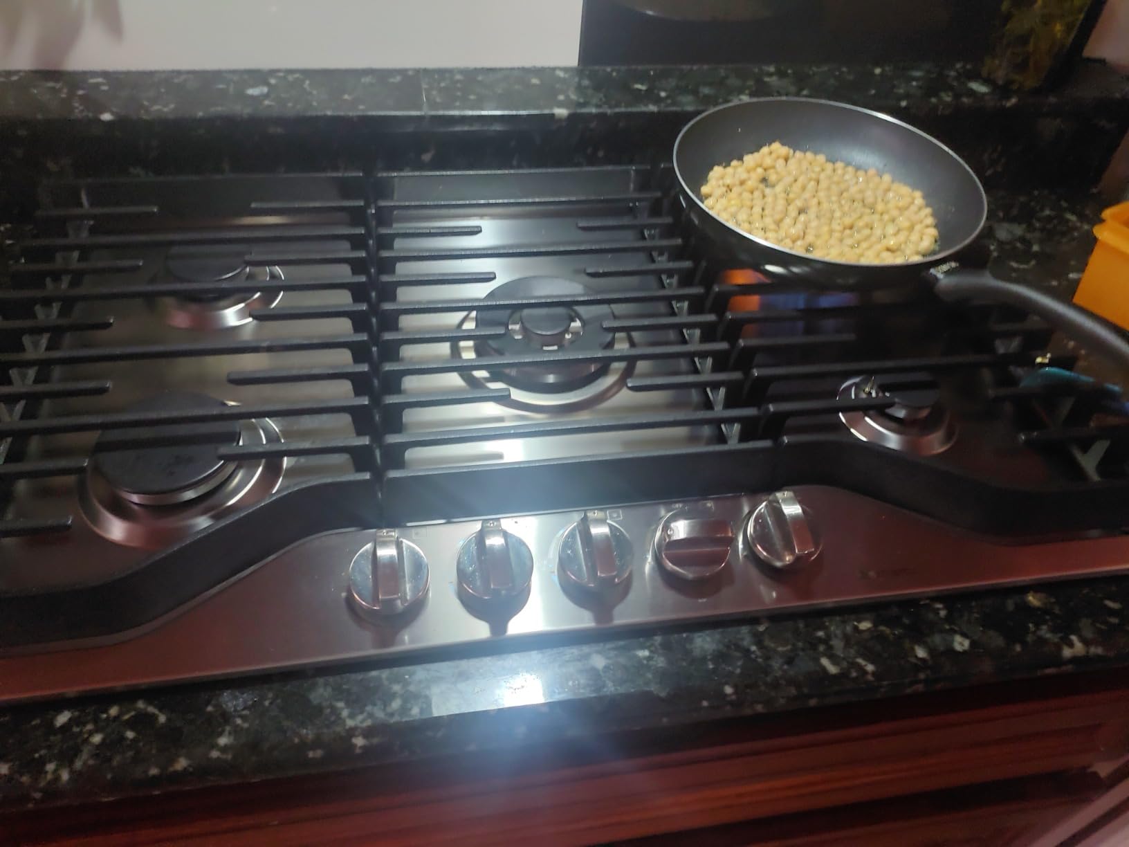 ThermoMate Heavy 36 Inch Gas Cooktop with 5 Italy Sabaf Power Burners, Built In Stove Top of 304 Stainless Steel, Gas Hob NG/LPG Convertible, Cooker with Thermocouple Protection CSA Certified customer photo 1