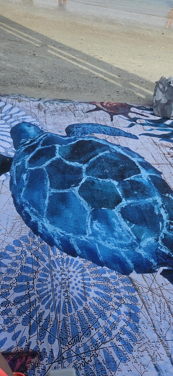Beach Blanket Waterproof Sandproof Oversized 95”x 80”,Sand Free Beach Mat with Corner Pockets,Portable Mesh Bag for Beach Festival,Picnic,Travel and Outdoor Camping (Seaturtle) customer photo 2