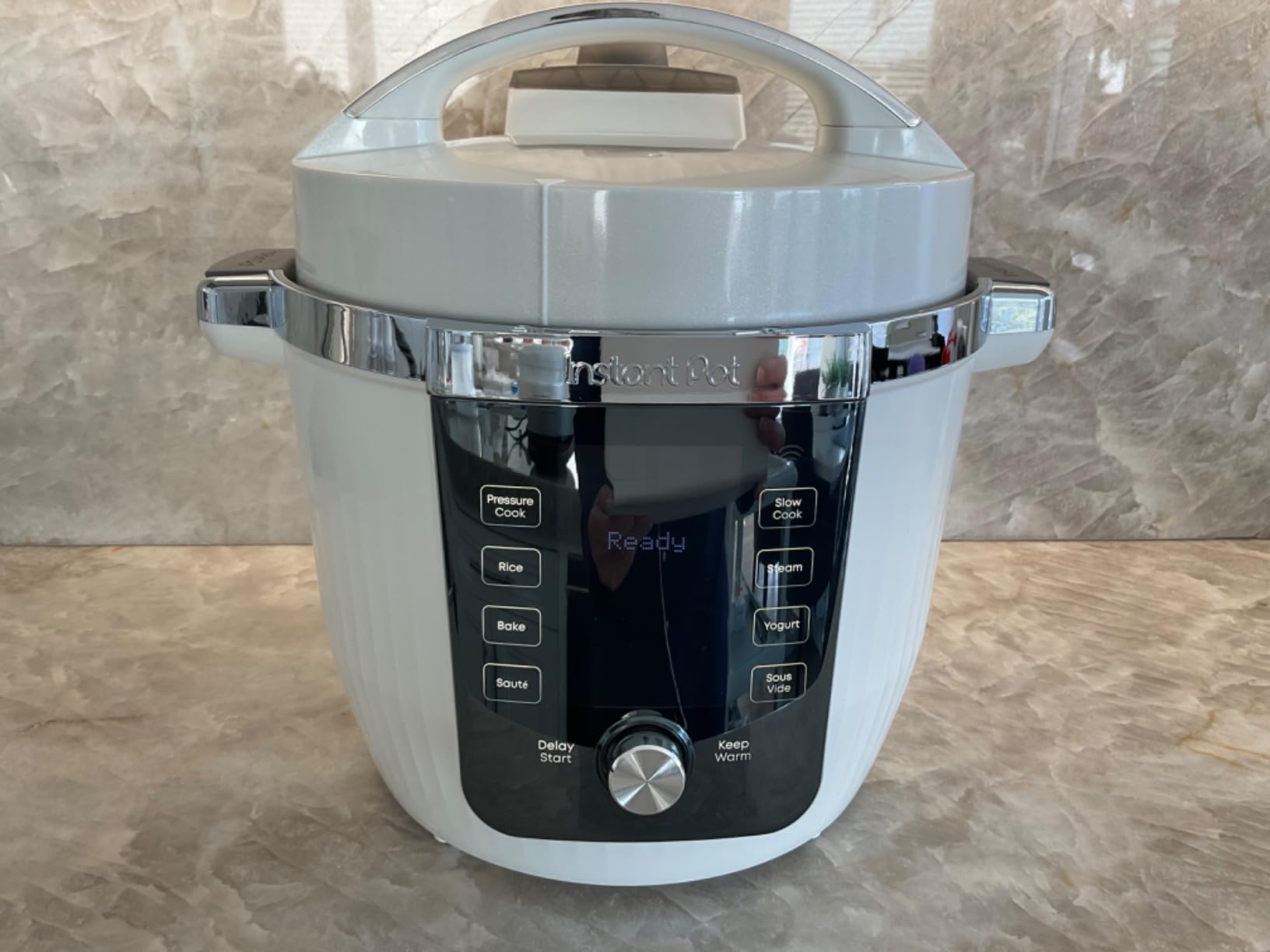 Instant Pot Pro Plus 10-in-1 Multi-Cooker, Electric Pressure Cooker, Slow Cook, Rice/Grain Cooker, Steamer, Sauté, Sous Vide, Yogurt Maker, Sterilizer, & Warmer, App With 800 Recipes, Black, 6 Quart customer photo 1