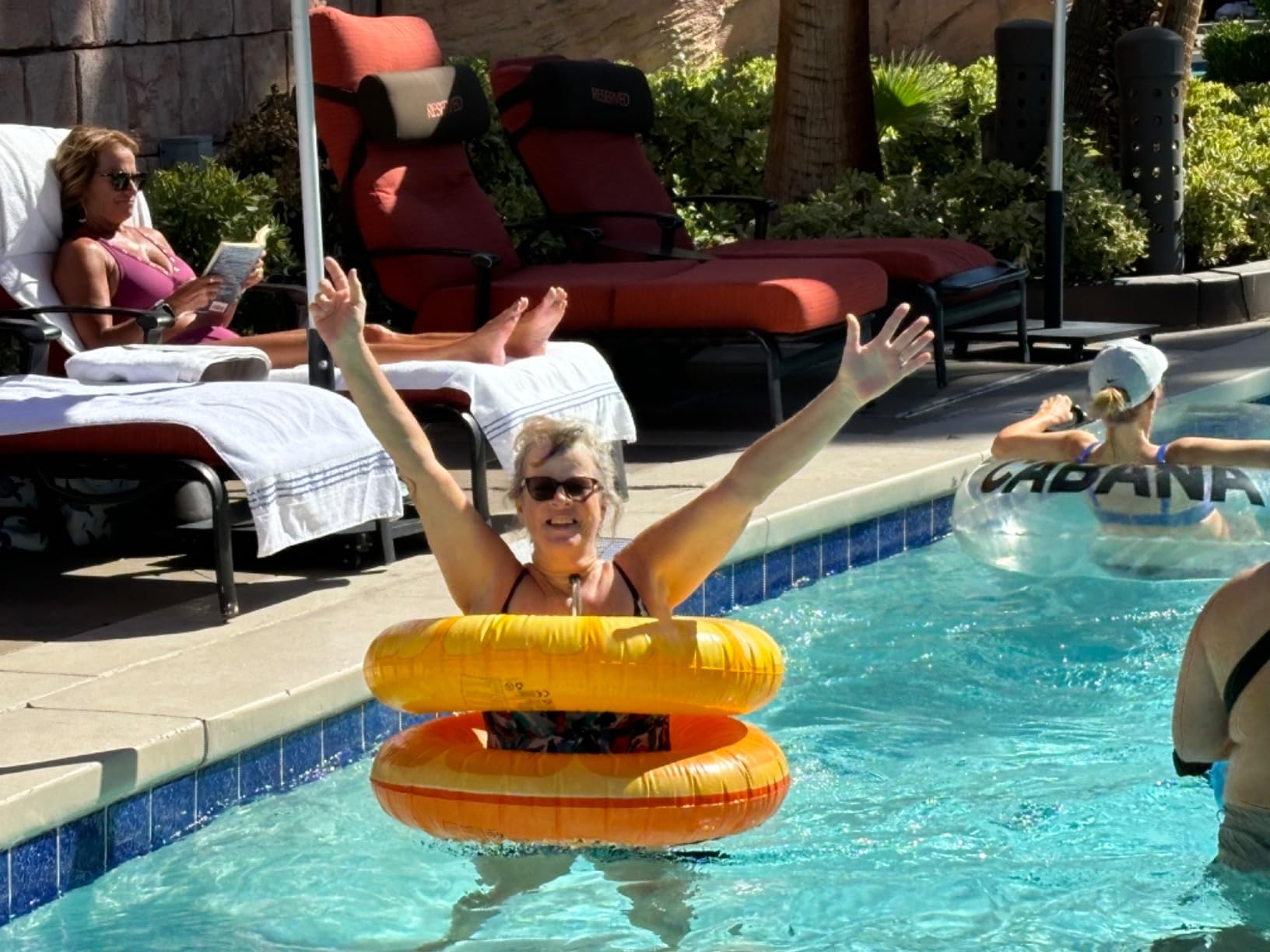 Sloosh 4 Pack Inflatable Pool Floats, Pool Tube Rings, Swim Tubes, Floaties Toys, Beach Swimming Party Toys for Kids and Adults customer photo 1