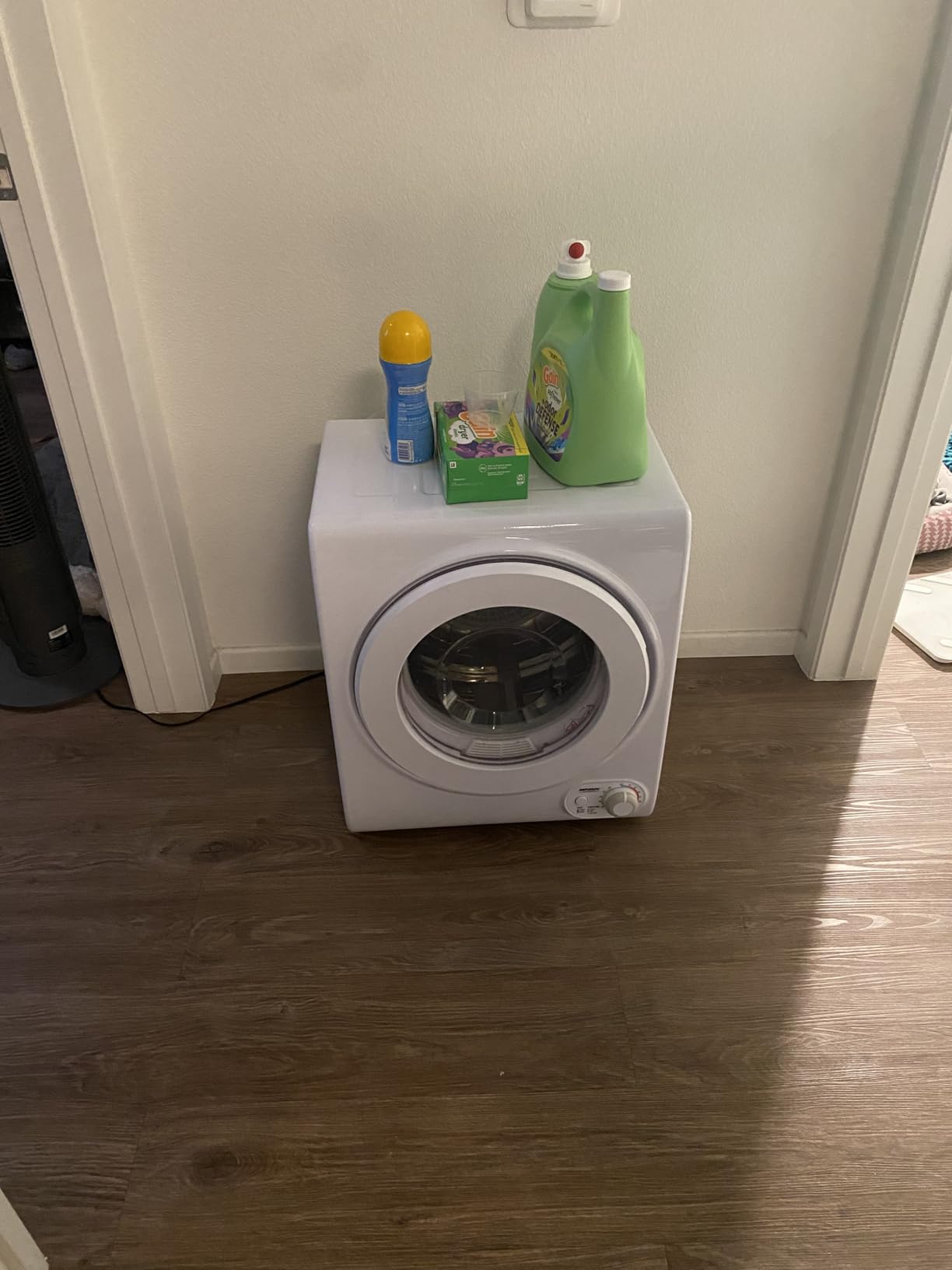 ROVSUN 110V Portable Clothes Dryer, High End Laundry Front Load Tumble Dryer Machine with Stainless Steel Tub & Simple Control Knob for Apartment, Dorm-850W, White customer photo 1