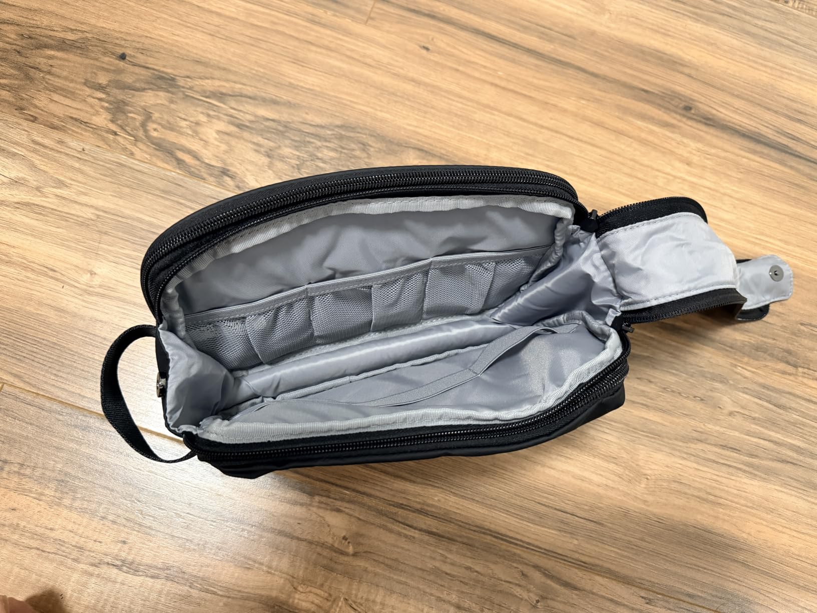 BAGSMART Toiletry Bag for Men, Travel Toiletry Organizer Dopp Kit Water-resistant Shaving Bag for Toiletries Accessories, Door Room Essentials,Black-large customer photo 1