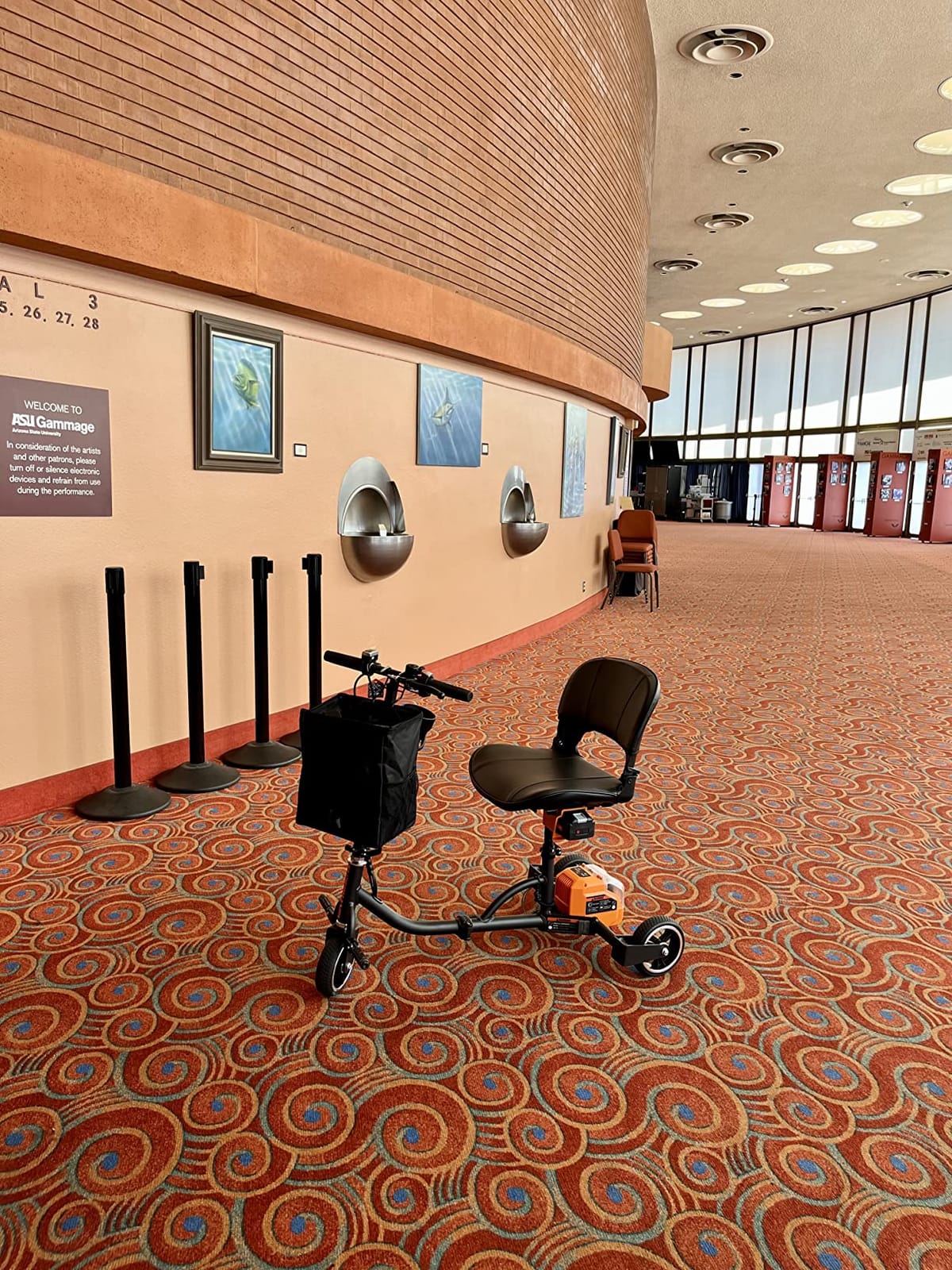 SuperHandy Passport Mobility Scooter for Adults- Foldable, 3 Wheel, Airline Travel Friendly - 13 Mile Range, Includes 2 Removable 44.4V Lithium-ion Batteries & Charger (275 Lbs) customer photo 2