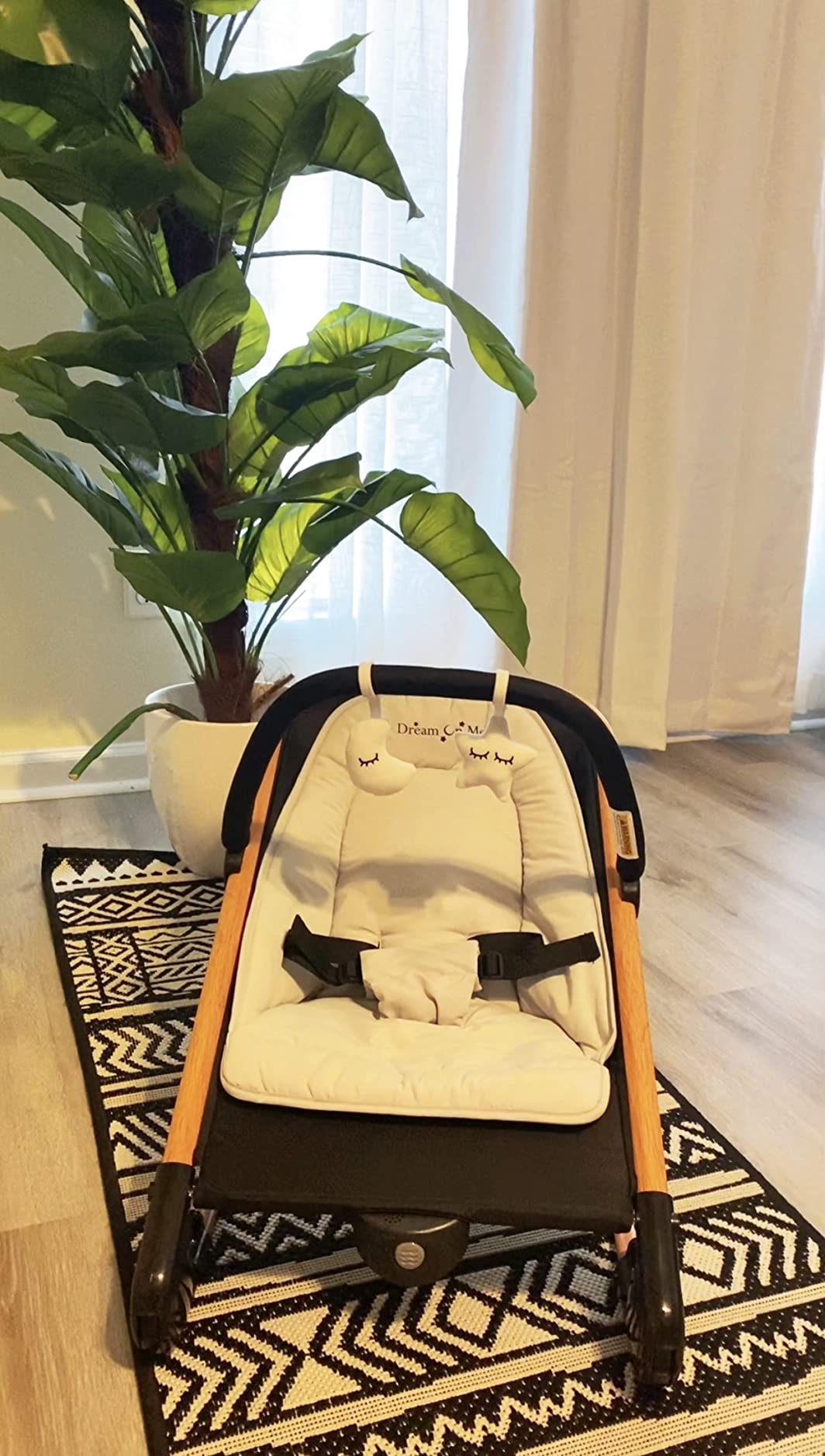 Dream On Me Rock On Me 2-in-1 Baby Rocker and Stationary Seat, Black/Grey customer photo 1