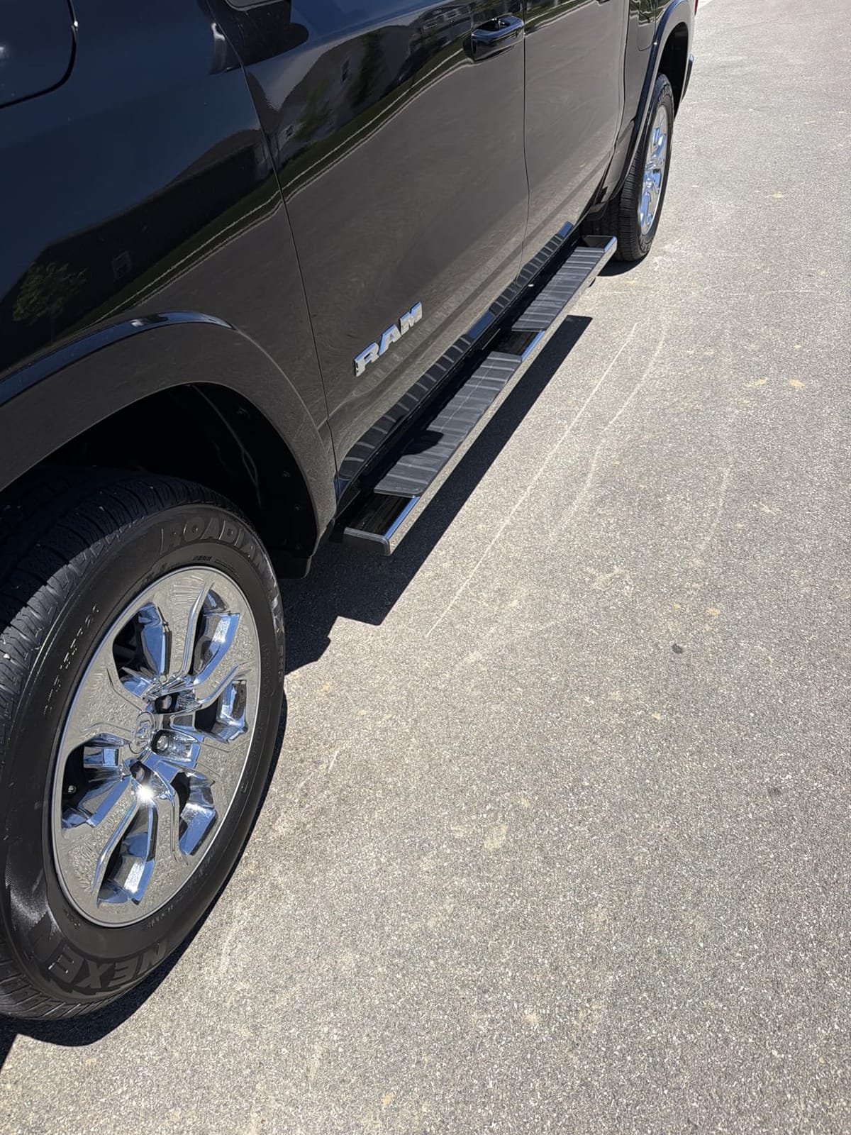 COMNOVA 6 Inches Running Boards for 2019-2026 Dodge Ram 1500 Crew Cab New Body Style (Excl. Ram 2500/3500/Classic), Stainless Steel Side Steps, Truck Step Bars Nerf Bars. customer photo 2