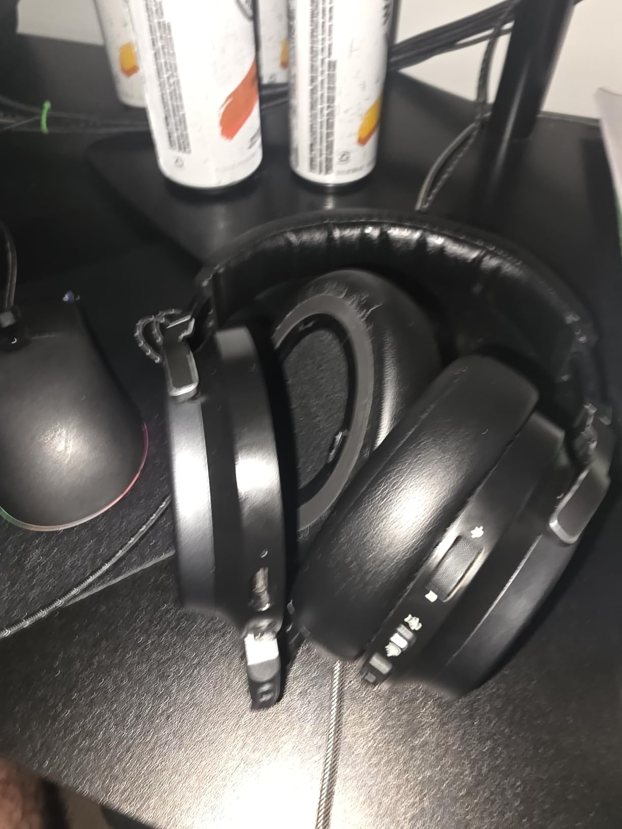 Corsair Virtuoso RGB Wireless XT Bluetooth PC, PS5, Switch Gaming Headset customer photo 2