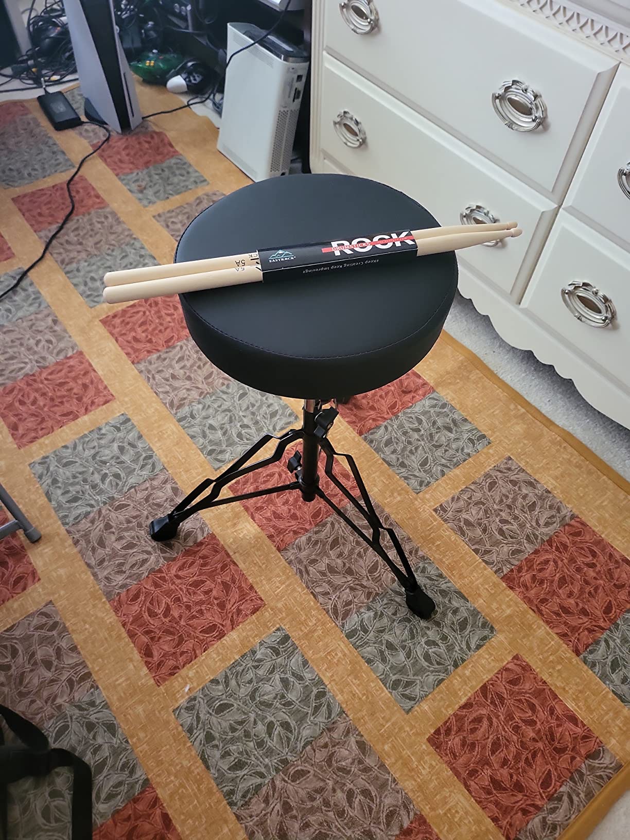 EASTROCK Drum Throne,Padded Drum Seat Drumming Stools with Anti-Slip Feet for Adults and Kids Drummers (Dark Black) customer photo 1