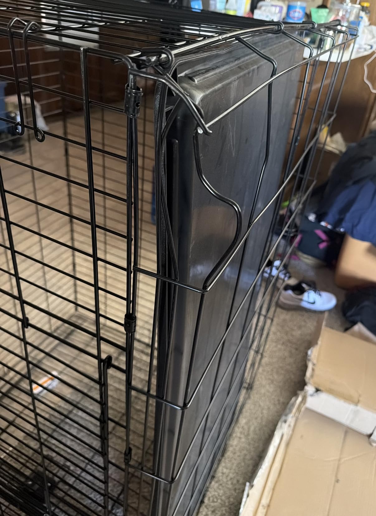 Amazon Basics Portable Metal Wire Dog Crate for Large Dogs, Double Door with Removable Tray, Divider Panel, Easy to Assemble, 48
