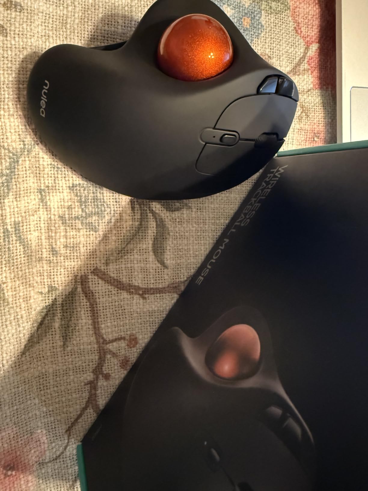 Nulea M501 Wireless Trackball Mouse Ergonomic Thumb Control,4 DPI Levels customer photo 2